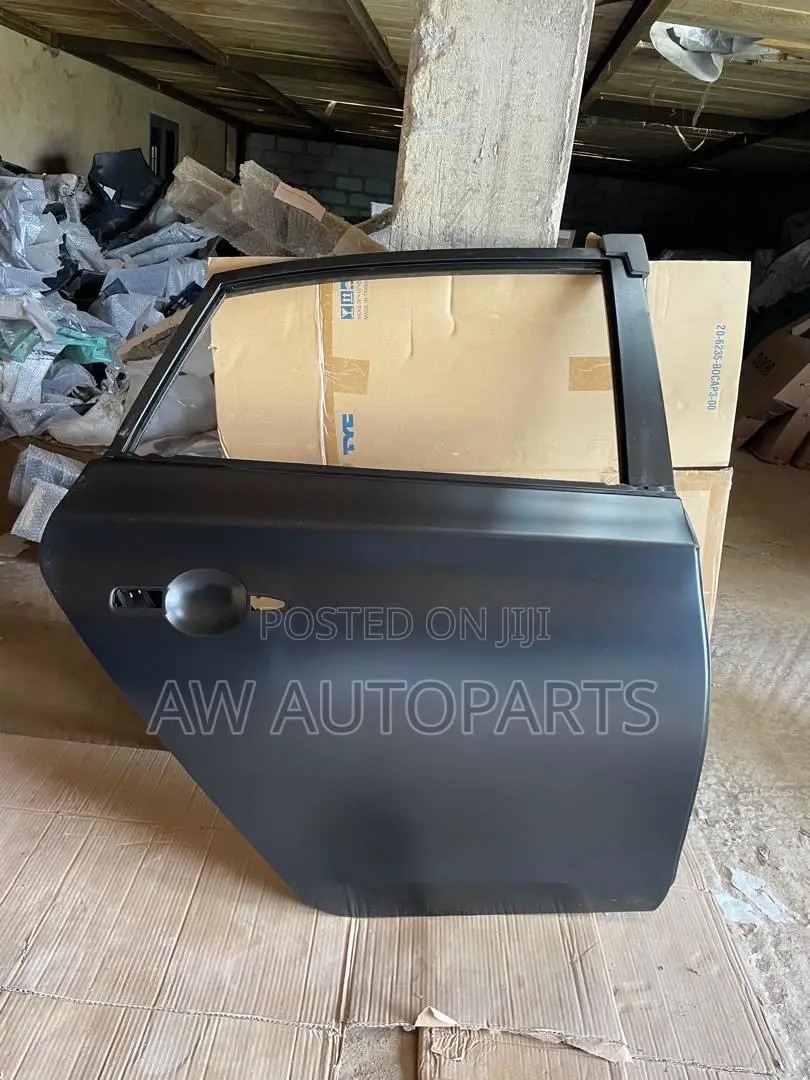Nissan Sentra 2013-2019 Rear Door