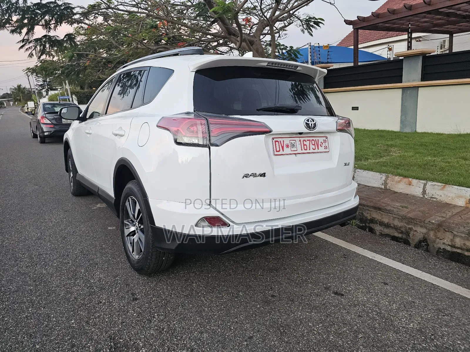Toyota RAV4 2016 White