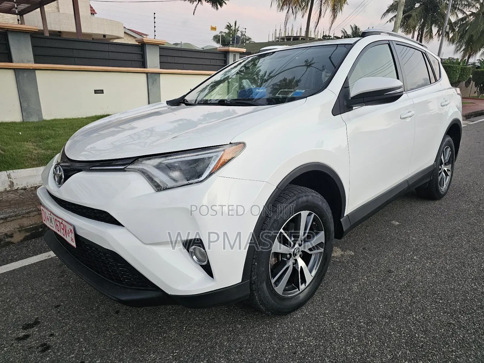 Toyota RAV4 2016 White