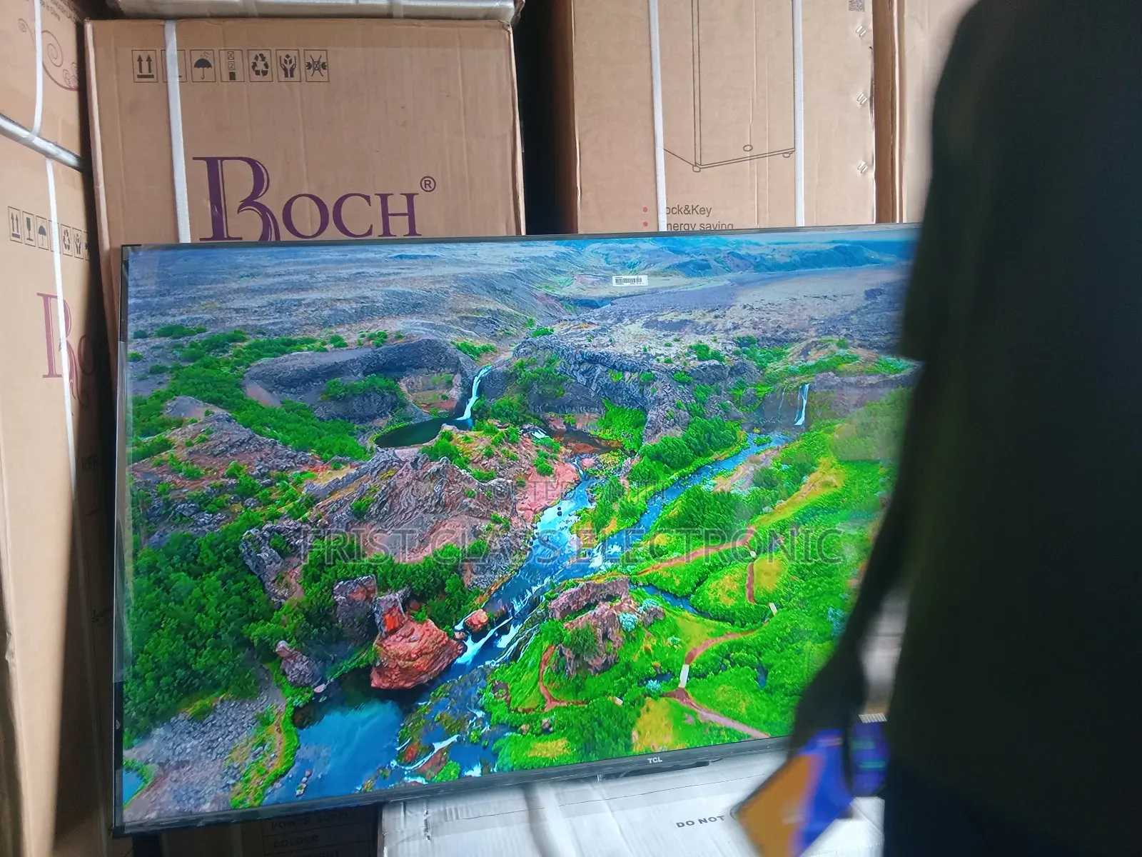  TCL 55 Inches Uhd Led – Sleek Design, Ultra Performance