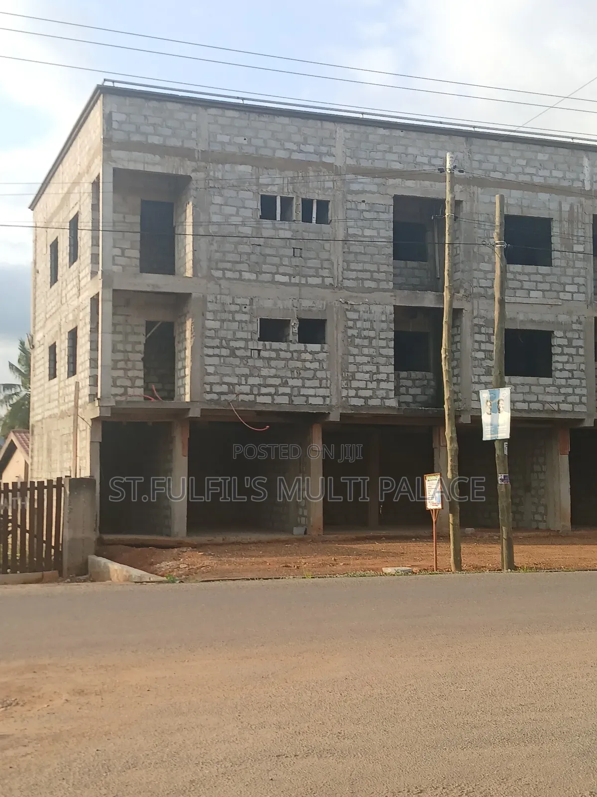 Uncompleted 14shops,15units Apartment and 2bedrms House All for Sale
