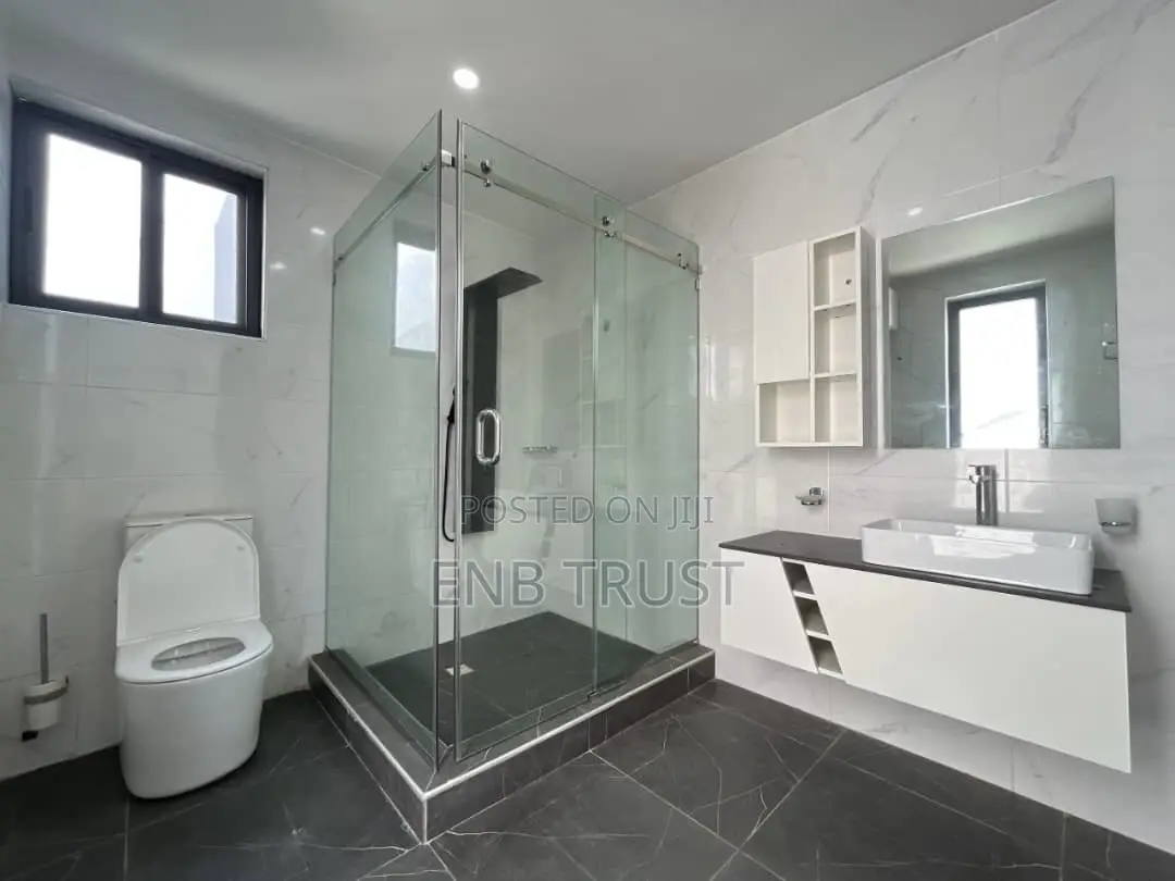 3bdrm Duplex in Adjriganor 69, Ability for rent