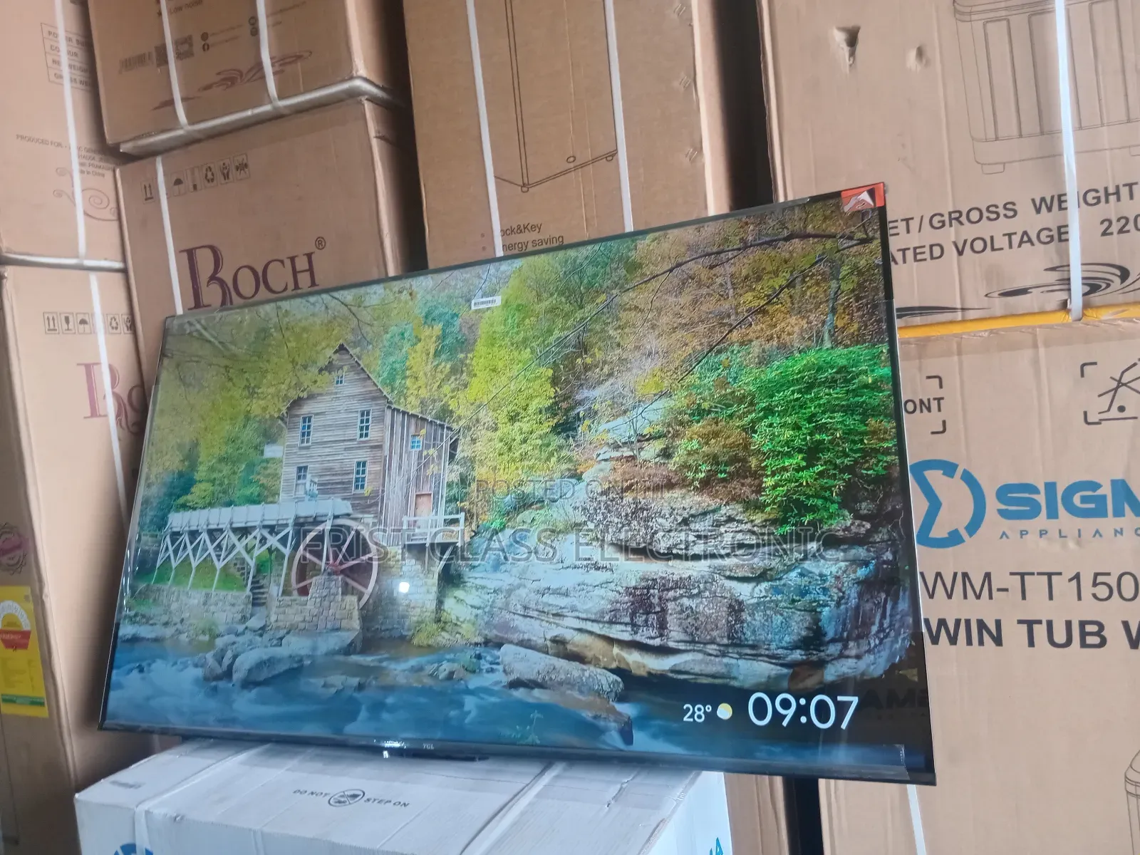 TCL 55” Uhd Tv – Watch Everything in Detail