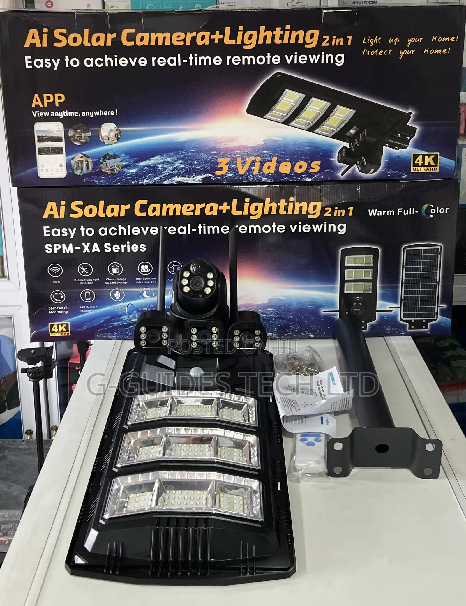 Ultra 4g Ai Solar PTZ Camera Triple-Lens With Streetlights