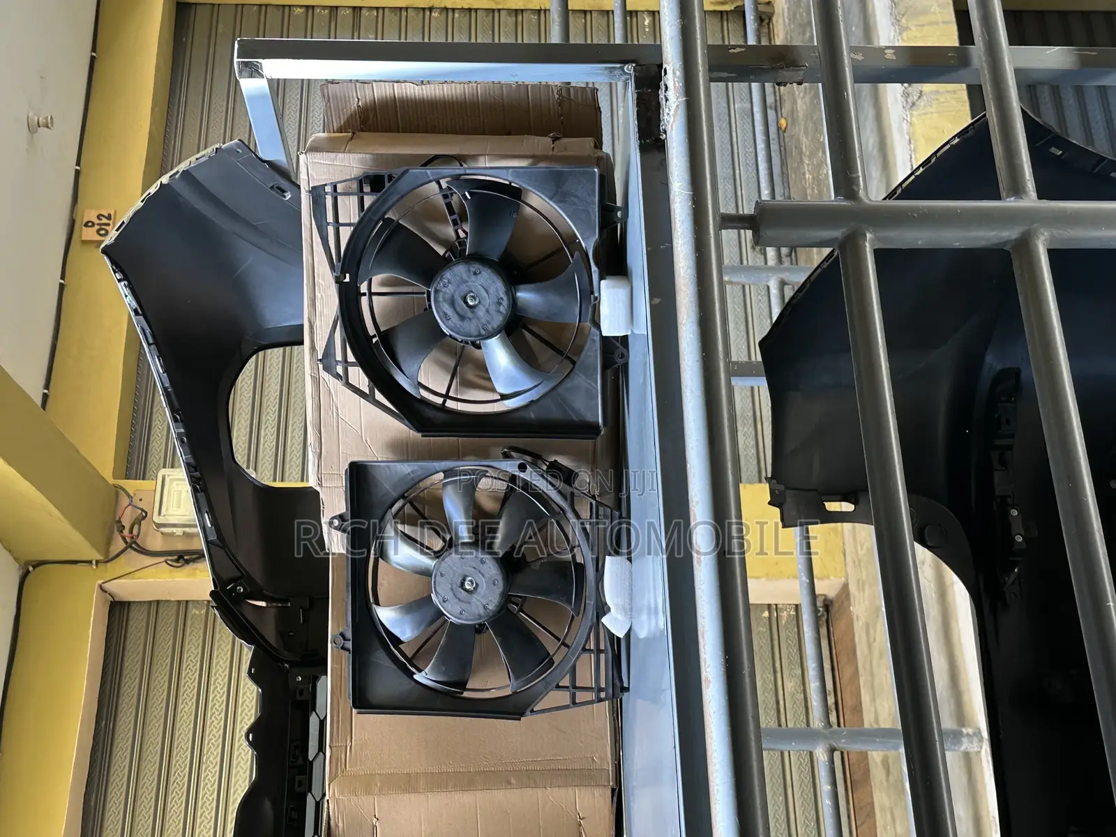 Accord 2018 Fan Pair