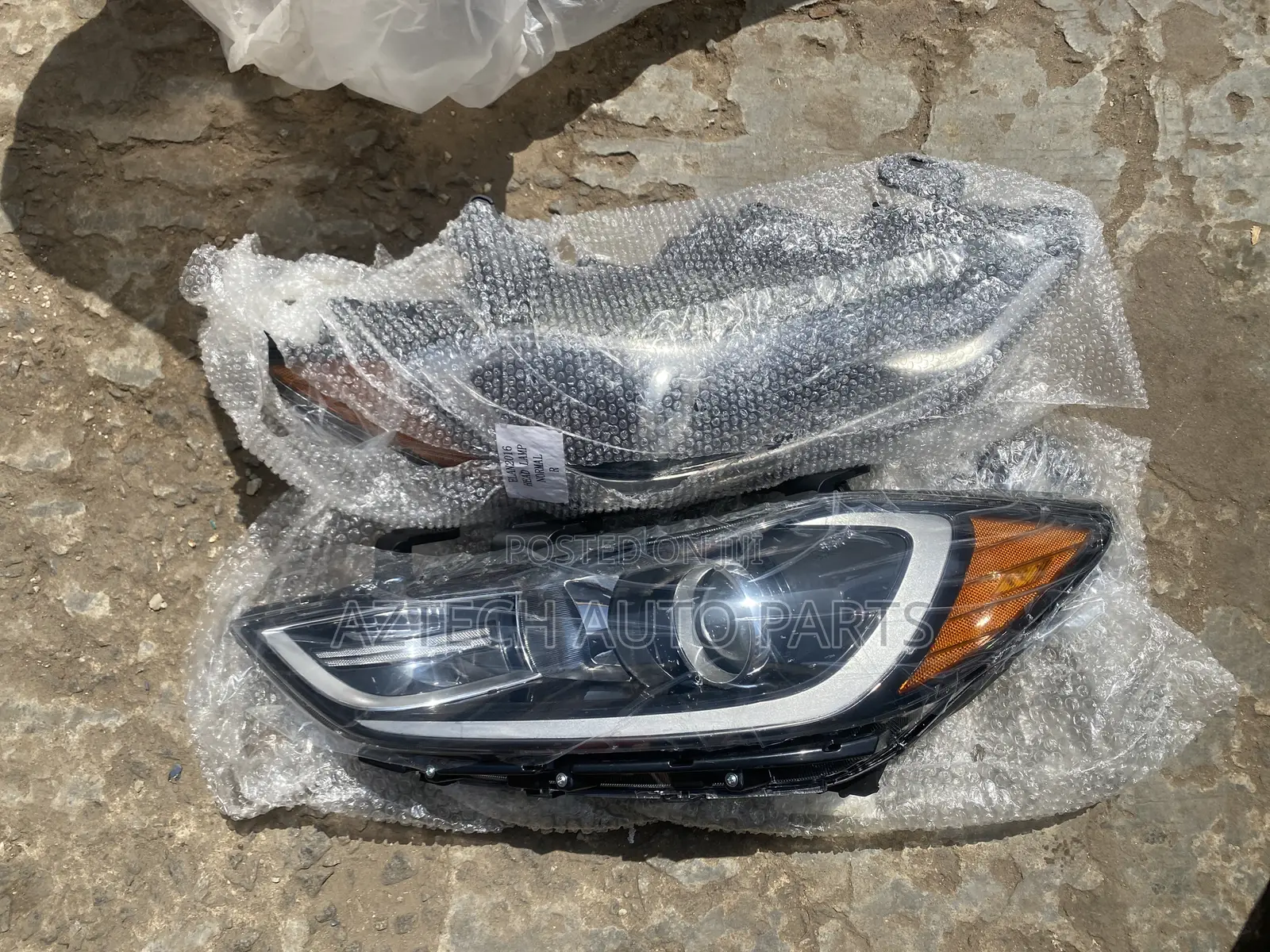 Hyundai Elantra 2017,2018 Headlights