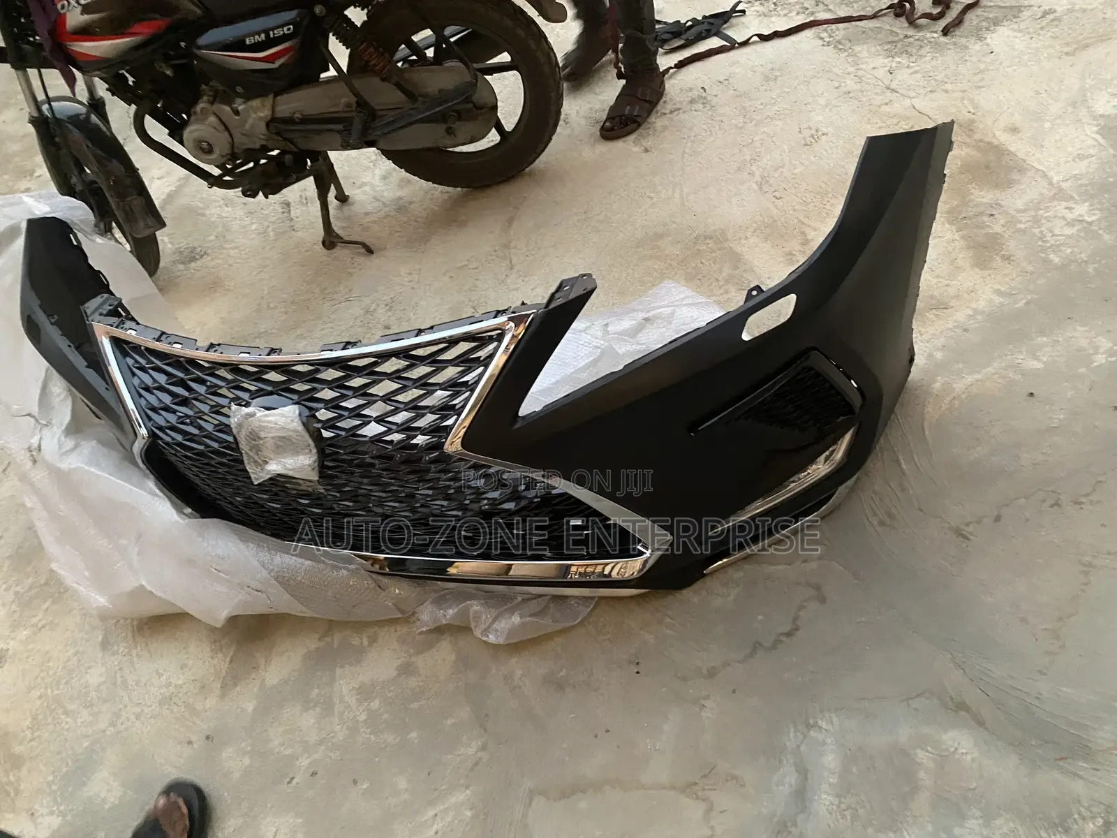 Lexus Rx 350 Front Bumper Complete