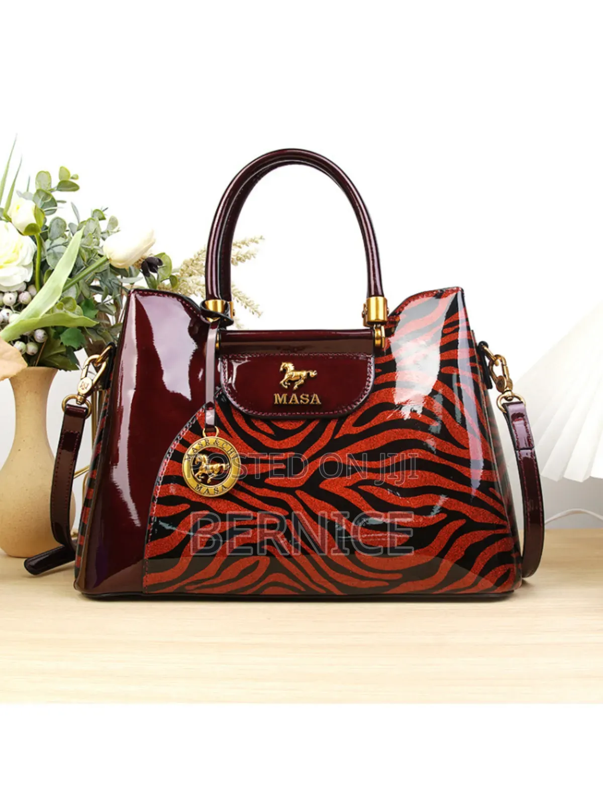 Masa Luxury Handbag – Bold Stylish Design