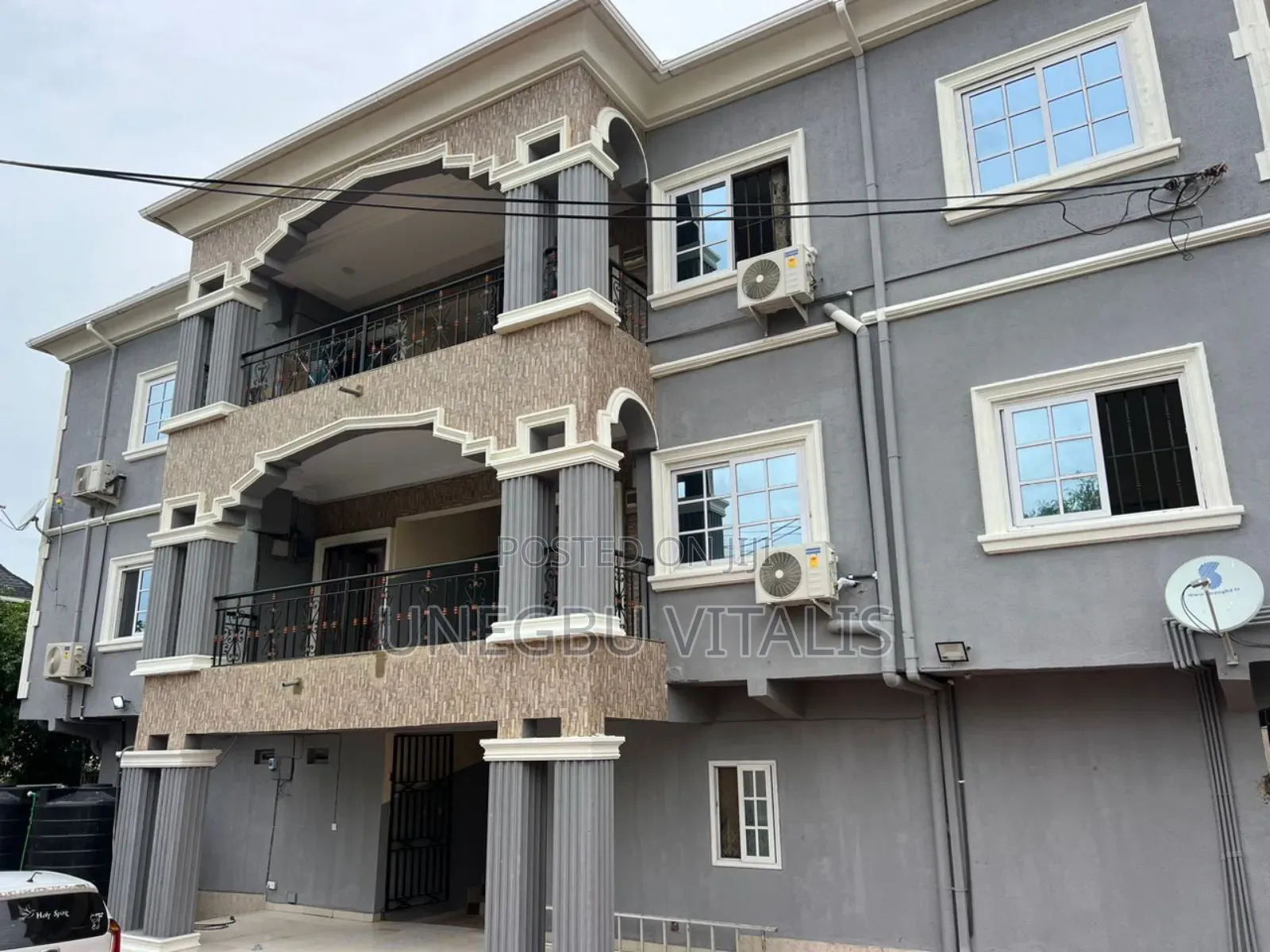 Furnished 10bdrm Apartment in Advanced Building, Keep Fit for sale