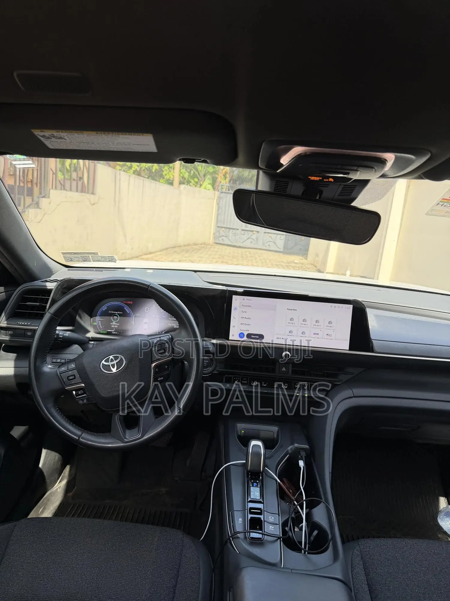 Toyota Crown 2024 White