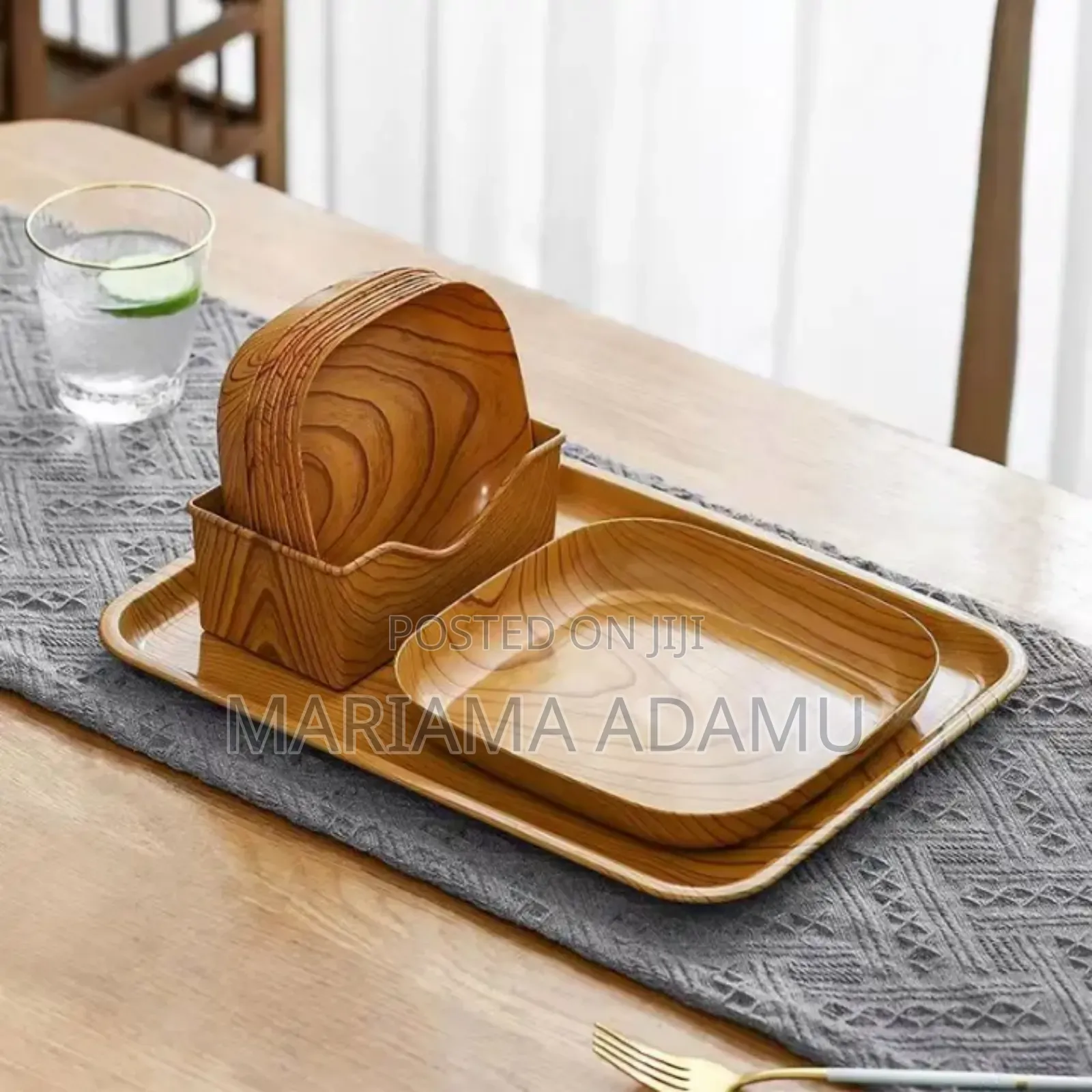 Plastic Tray Set
