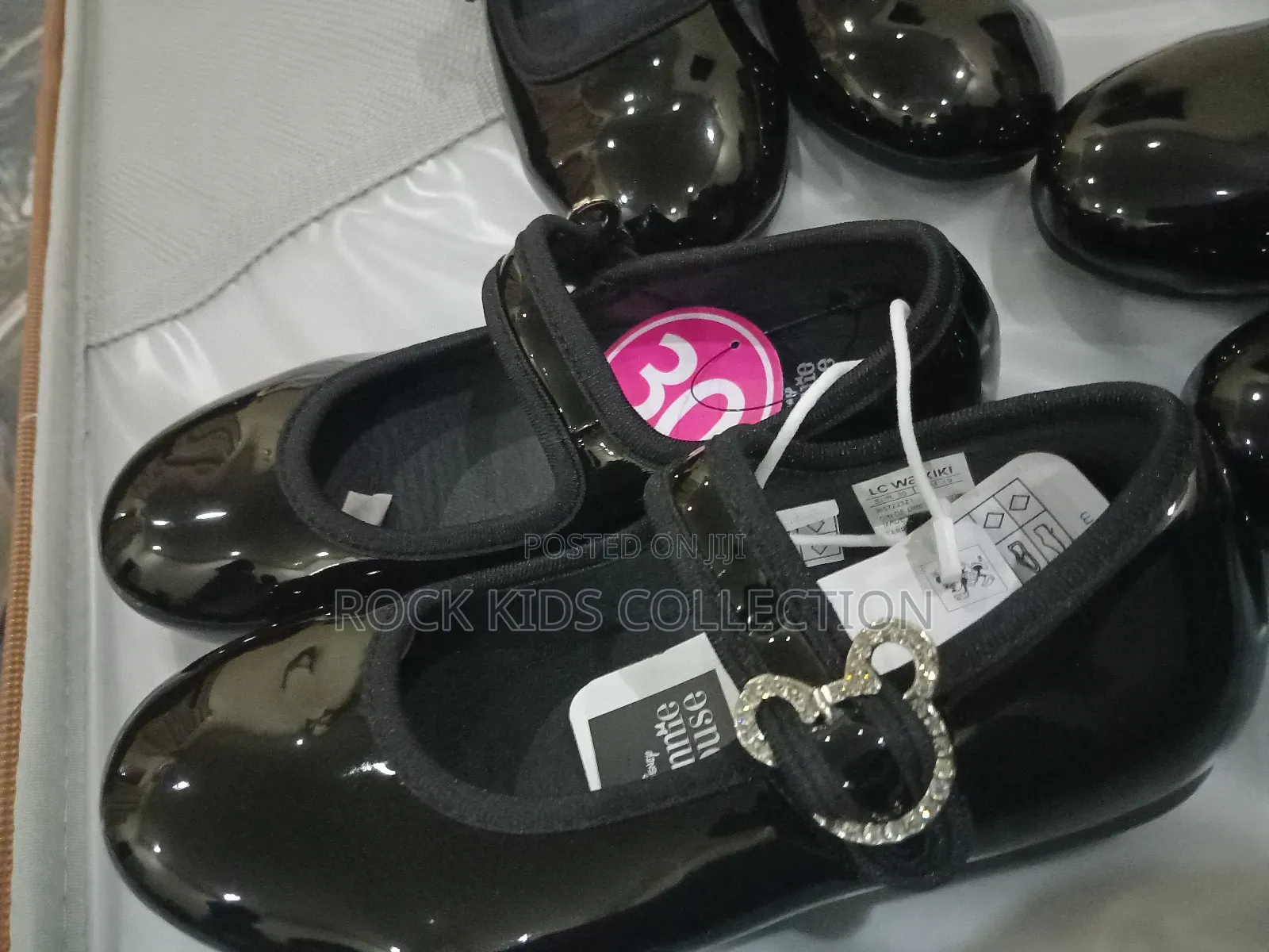 Disney Minnie Mouse Black Shoe