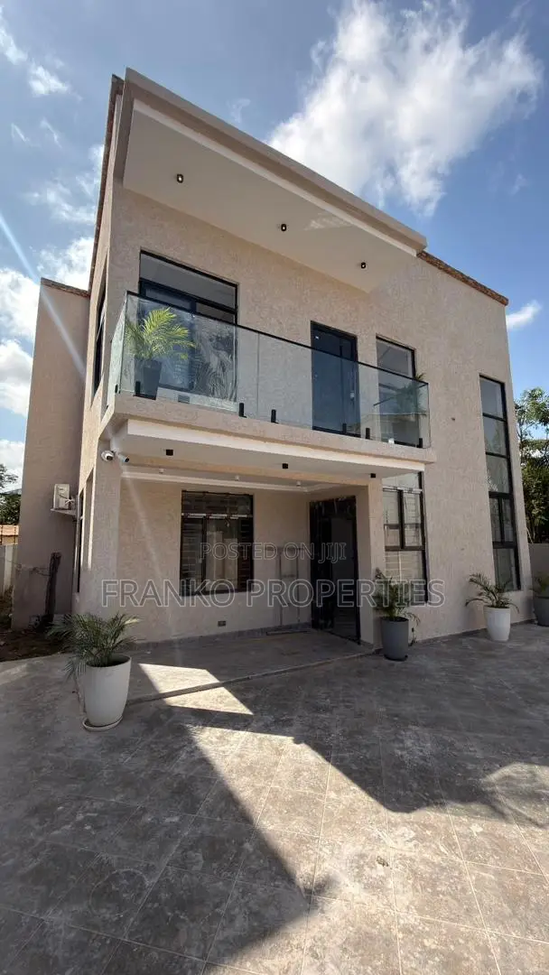 4bdrm House in Franko Properties, Old Town for sale