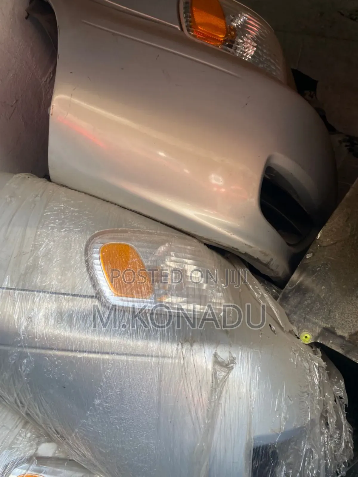 Toyota Corolla 2001-2003 Front Cut