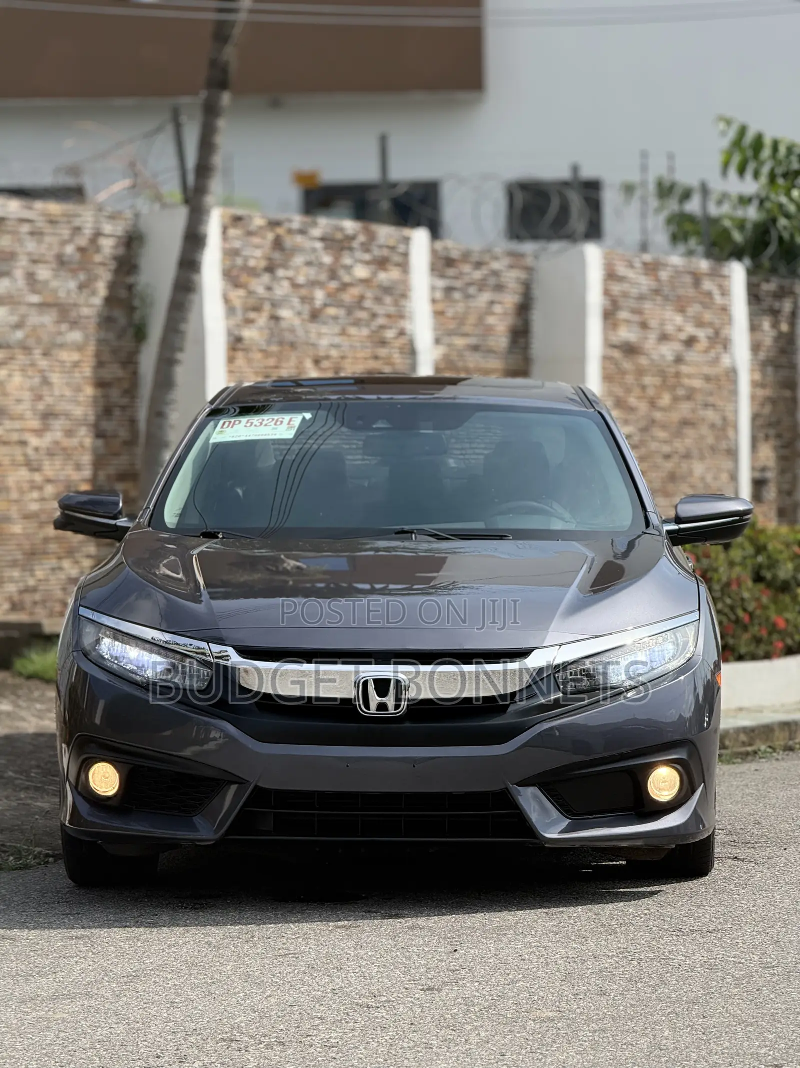 Honda Civic Touring 4dr Sedan (1.5L 4cyl) 2016 Gray