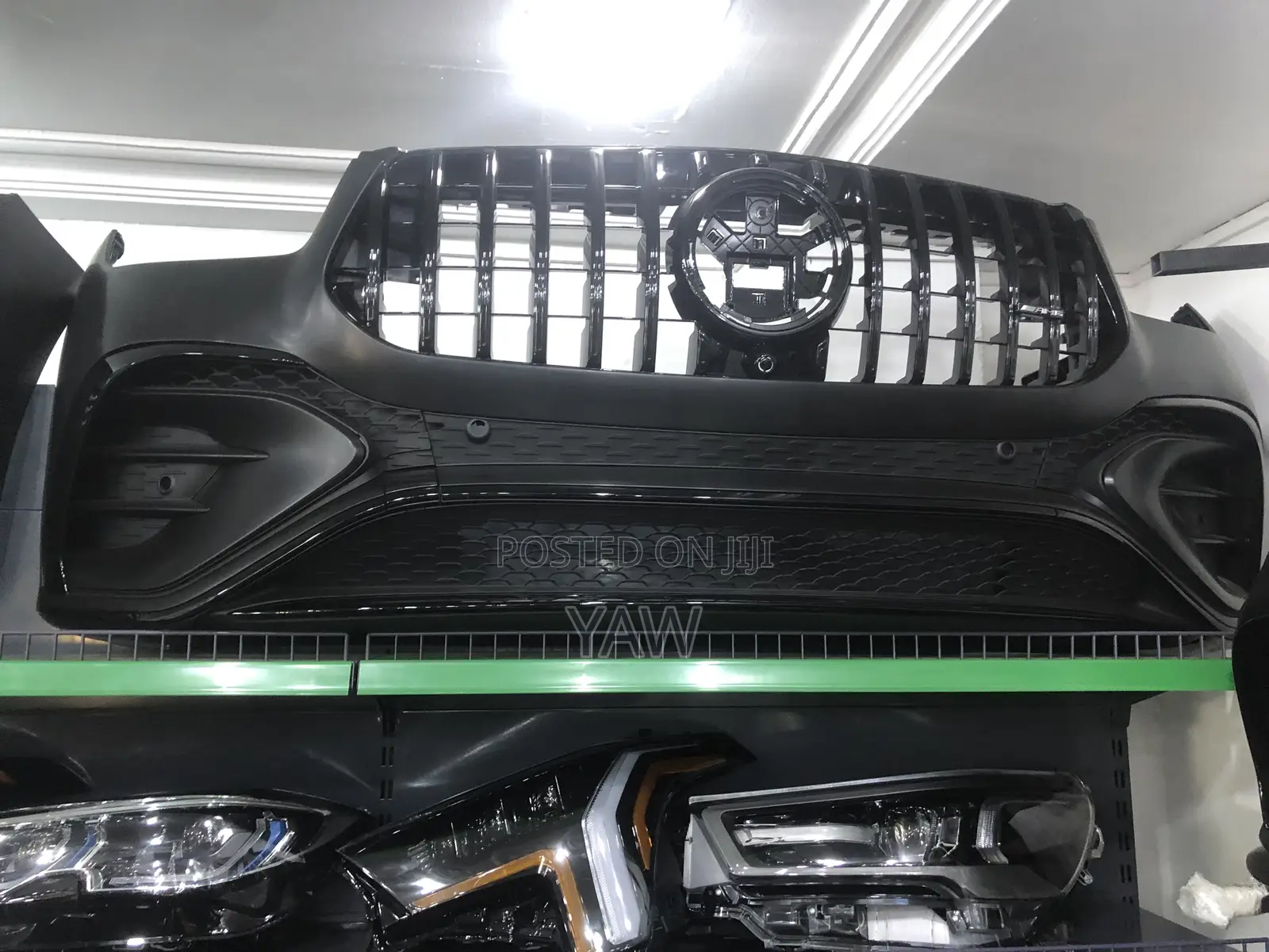 Messages, Benz Gle53 Amg 2025 Front Bumper