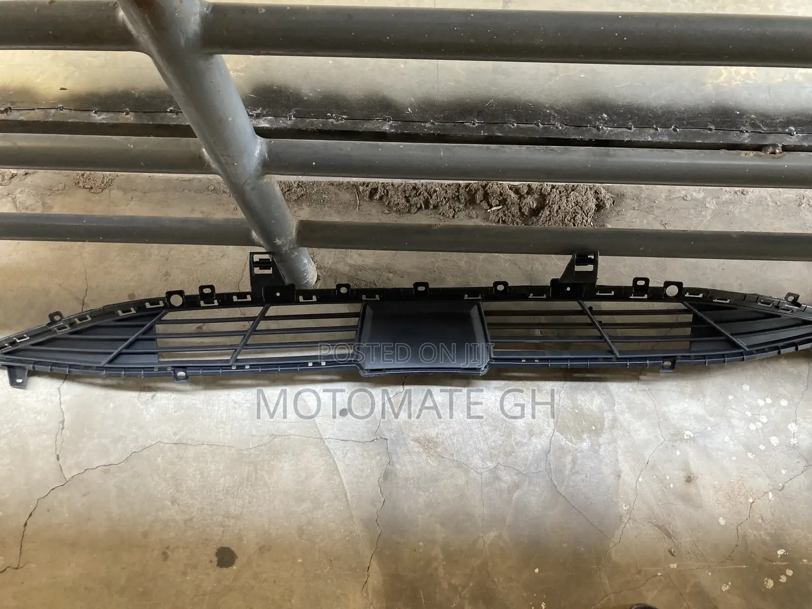 Tucson 2022-25 Bumper Down Grill