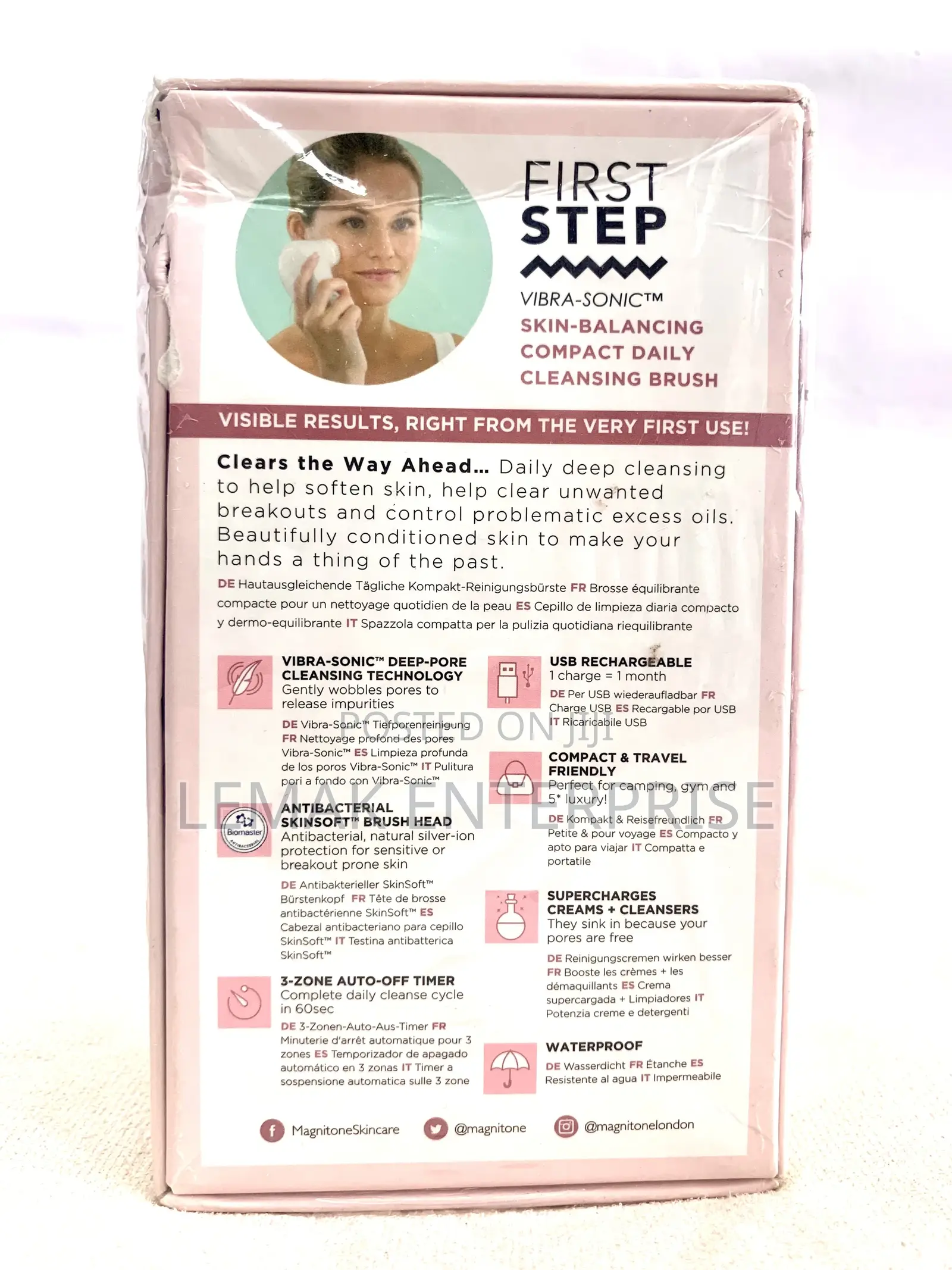 First Step Skin-Balancing Compact Daily Cleansing Brush