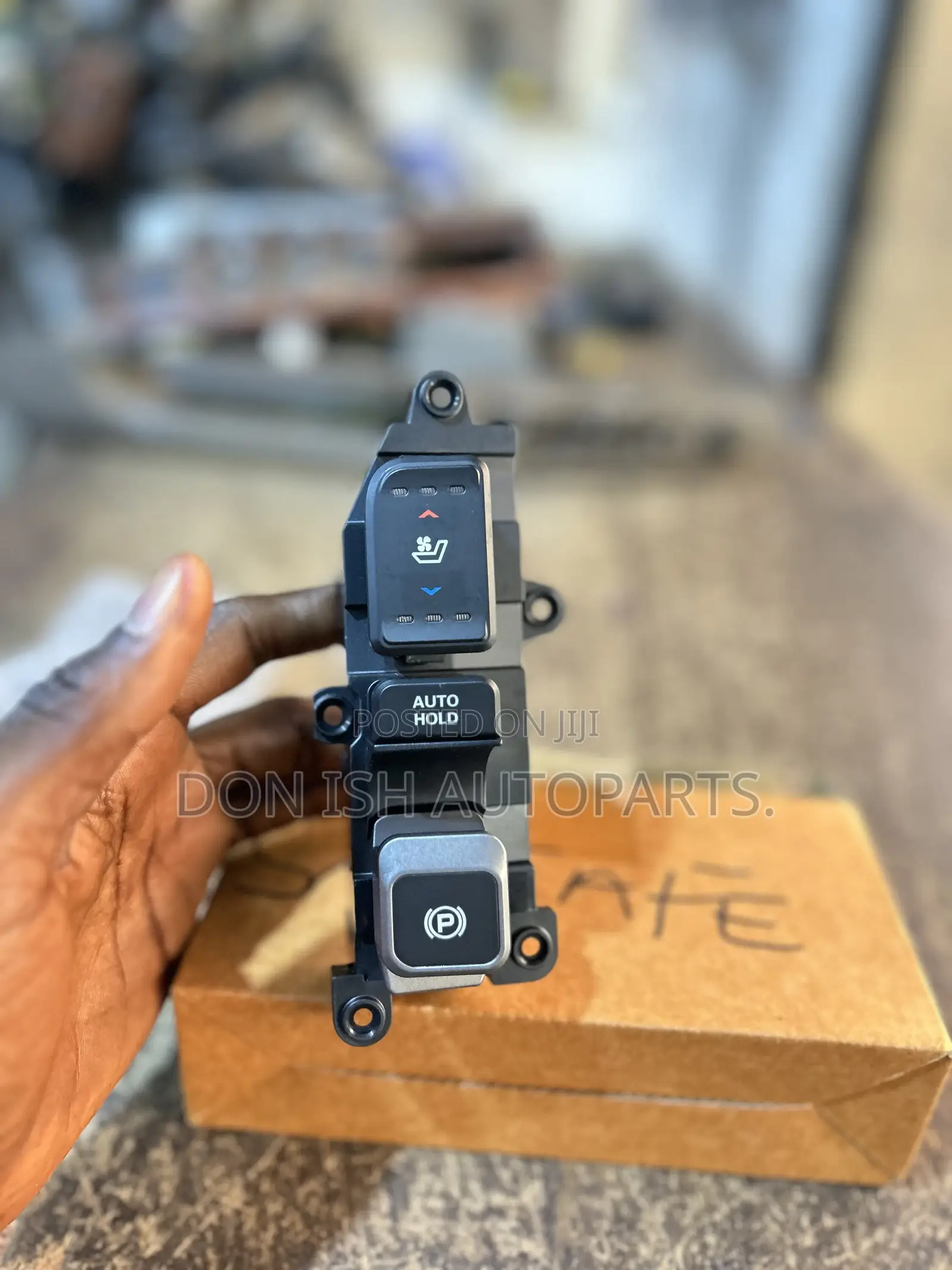 Hyundai Santa Fe 2016 Handbrake or Parking Switch