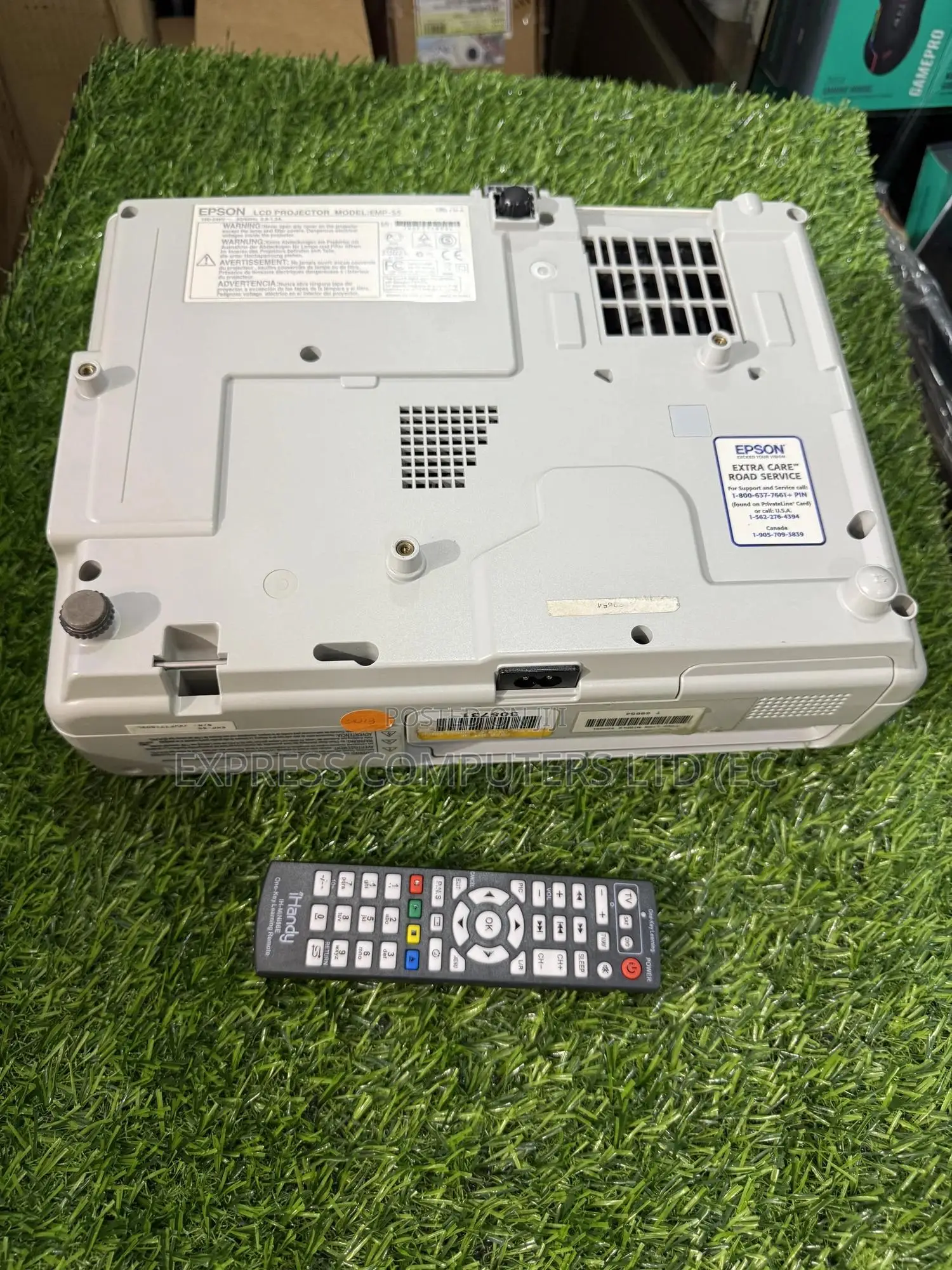 Epson Powerlite S5 Conference Room Projector Lumen 2000