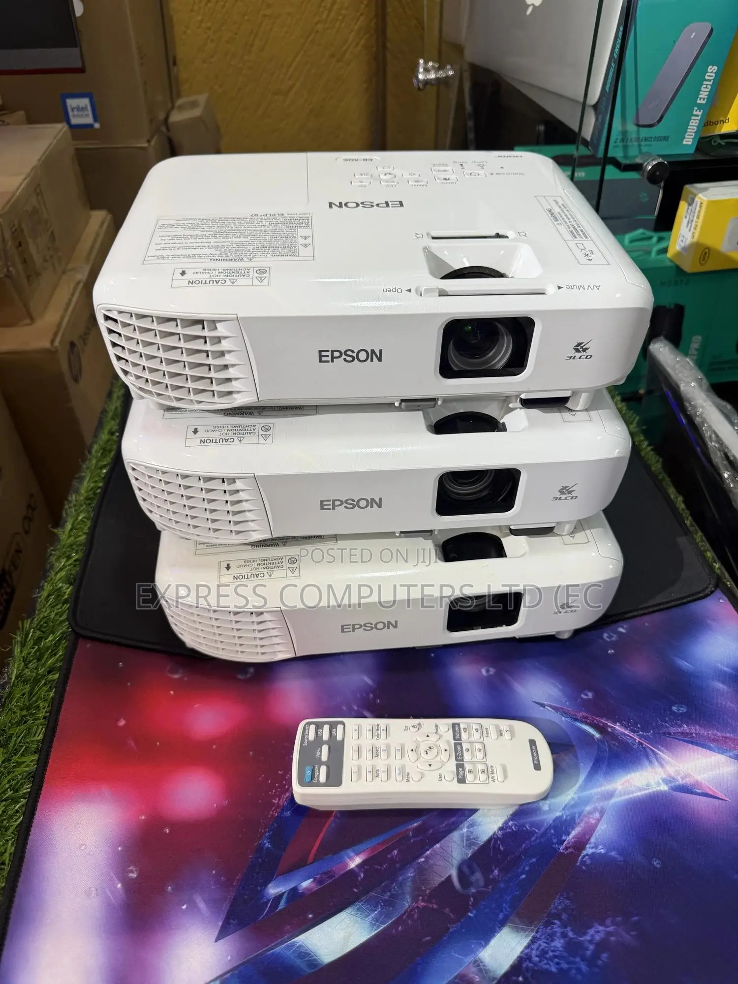 Epson Eb-E01 Xga Projector Brightness: 3300lm With Hdmi Port