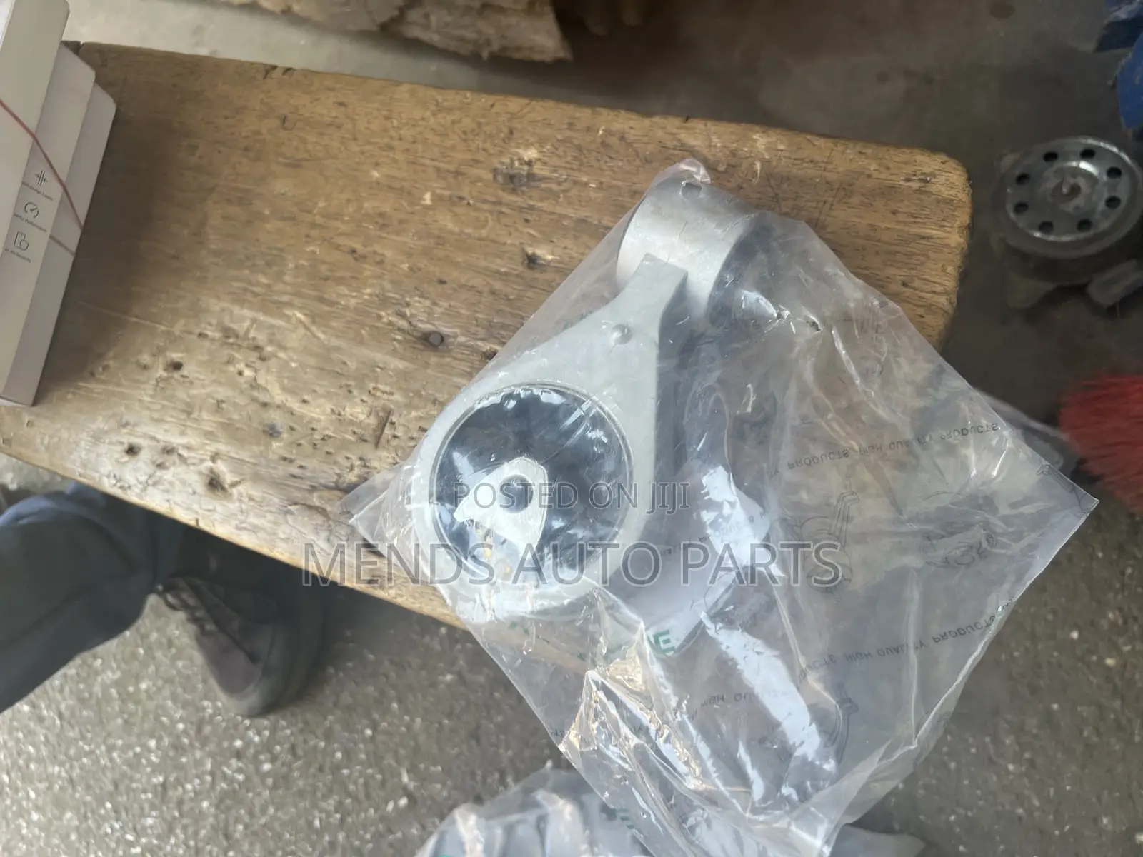 Nissan Rogue Top Engine Seat Mount