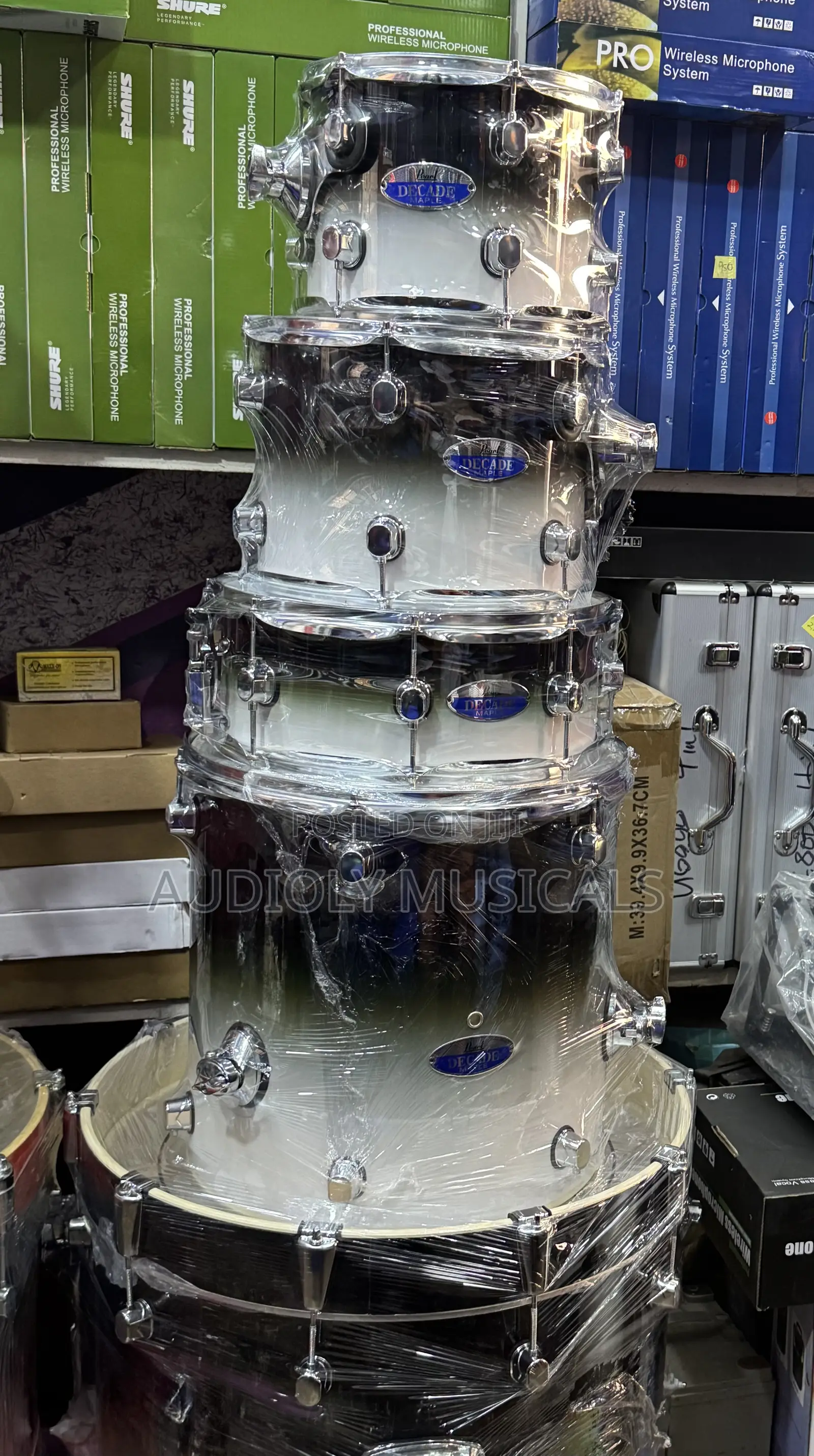 Pearl Decade 5-Set Drum With Two Cymbals (First Grade)