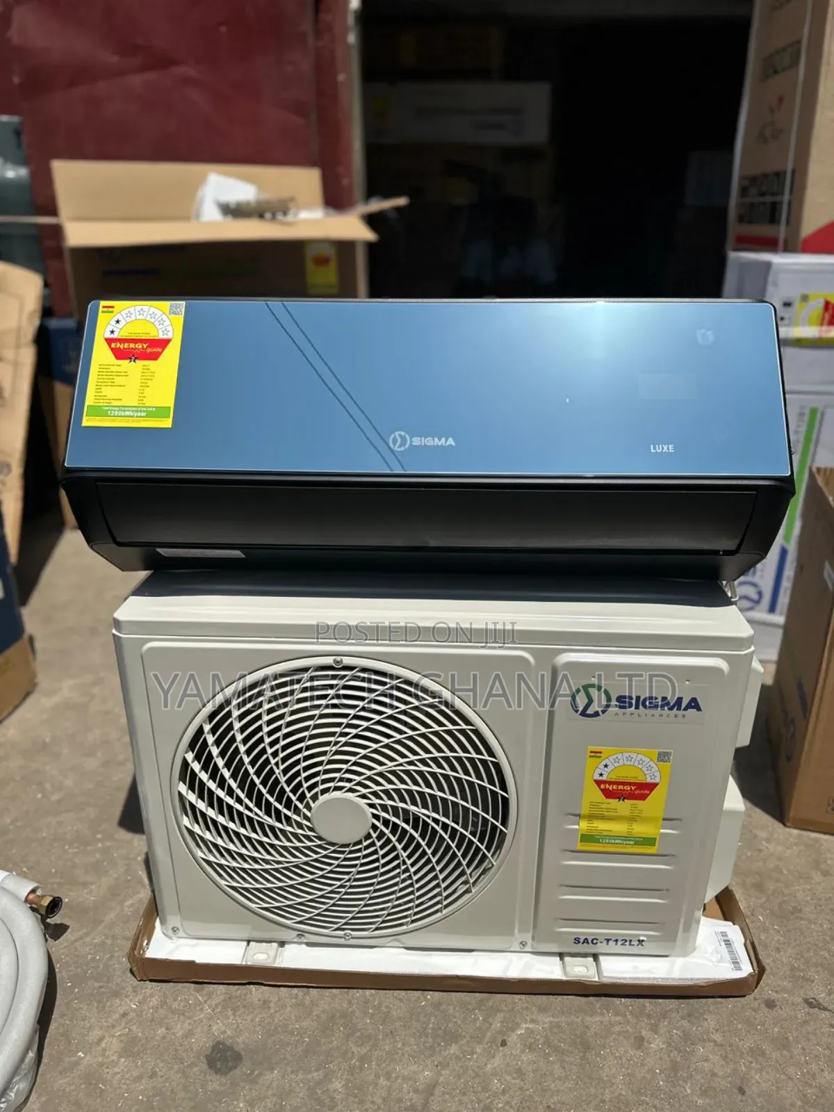 Powerful Sigma 2.0hp Black Mirror Air Conditioner