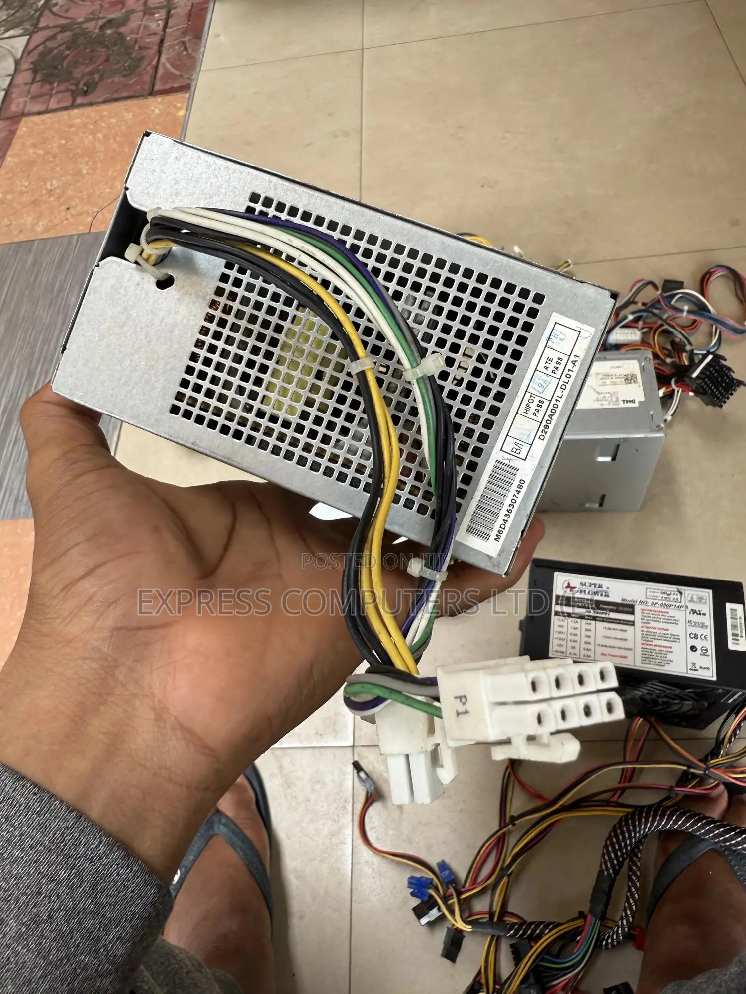Dell Powerpack 4/4 Original Form Uk No Fault in Food Condition