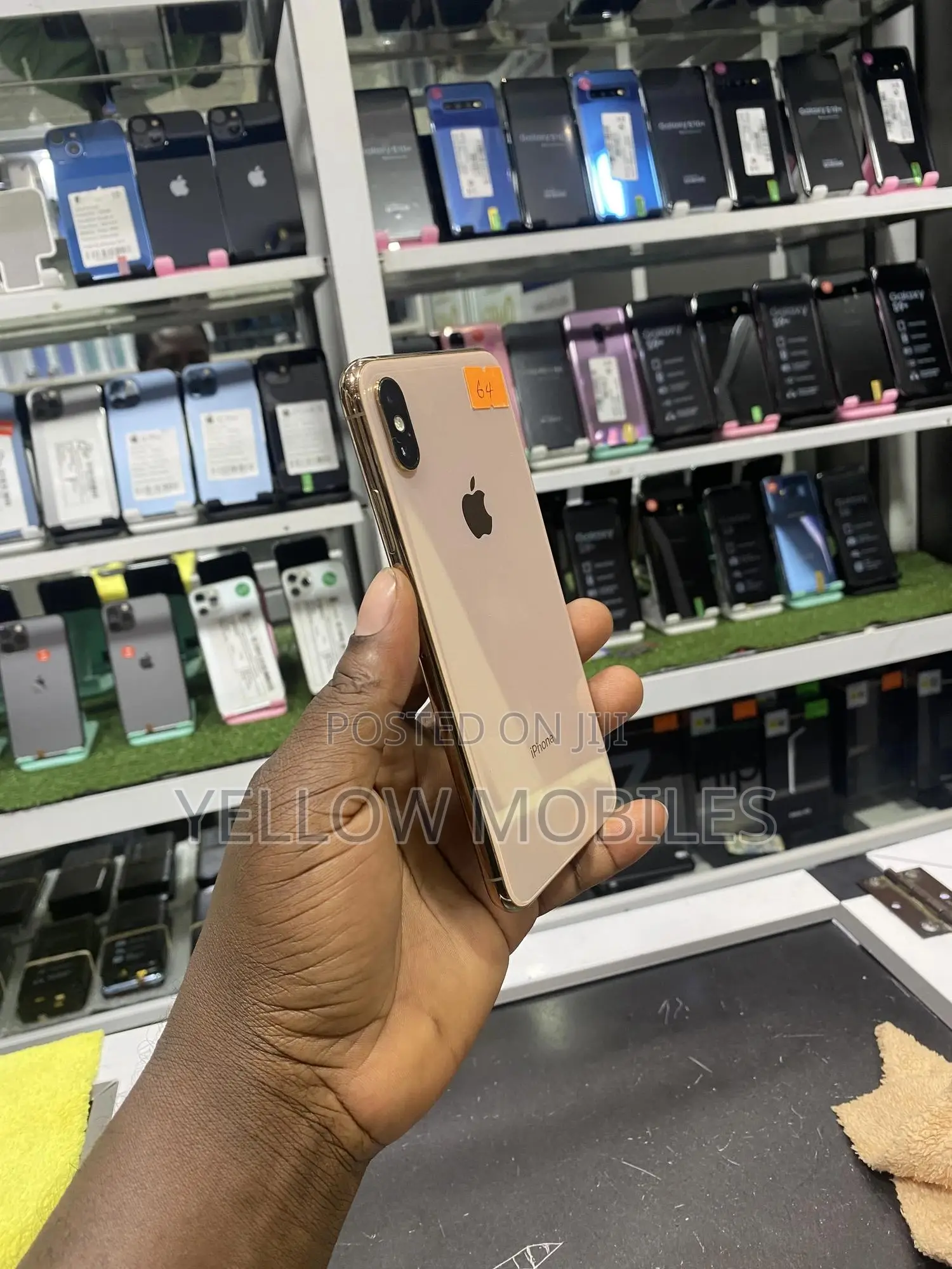 Apple iPhone XS Max 64 GB Gold