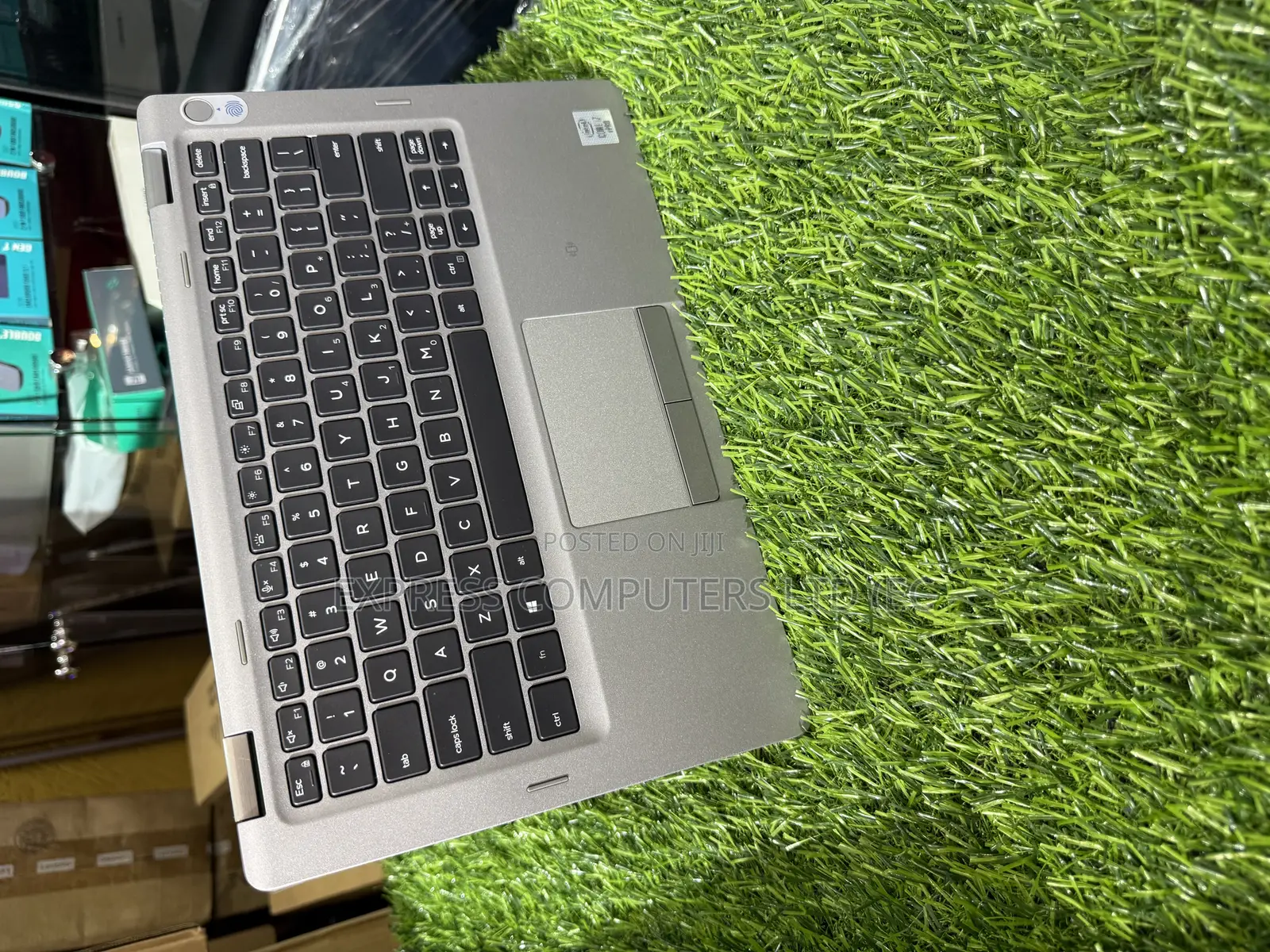 Laptop Dell Latitude 5310 16GB Intel Core I7 SSD 512GB