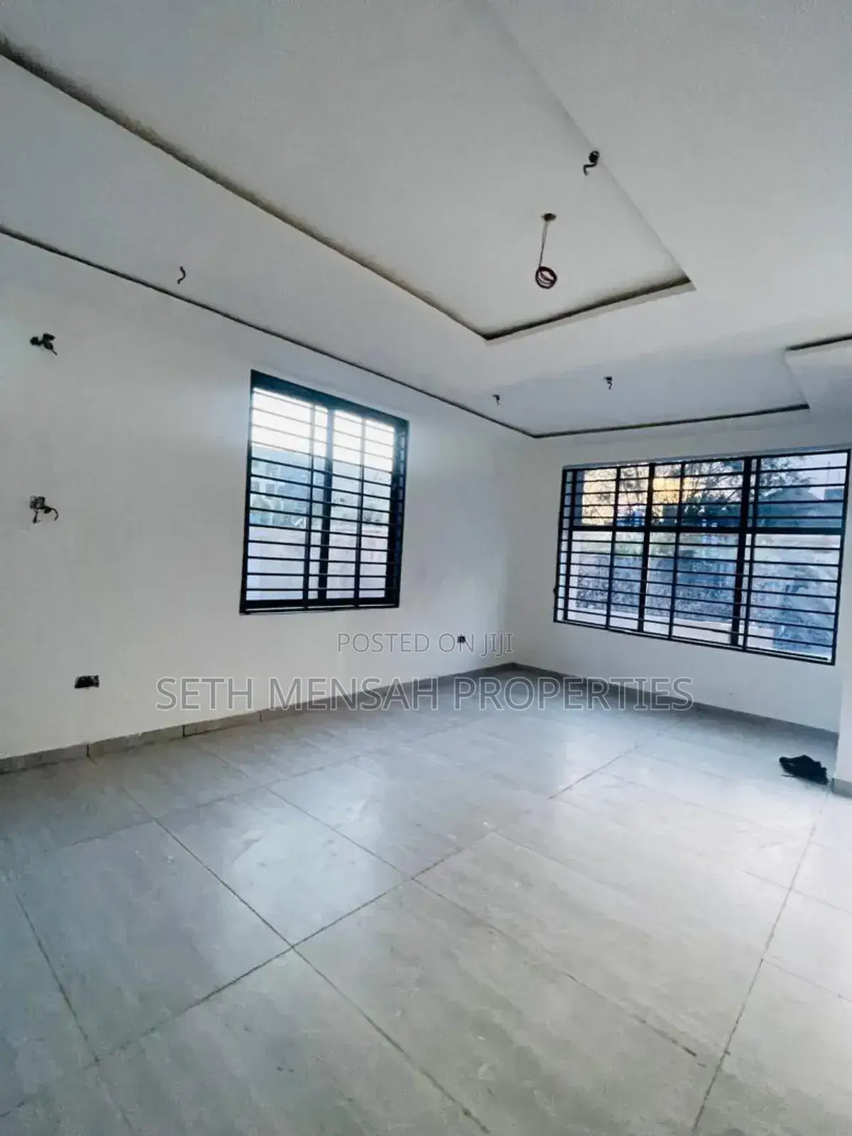 4bdrm House in Ashaley Botwe for sale