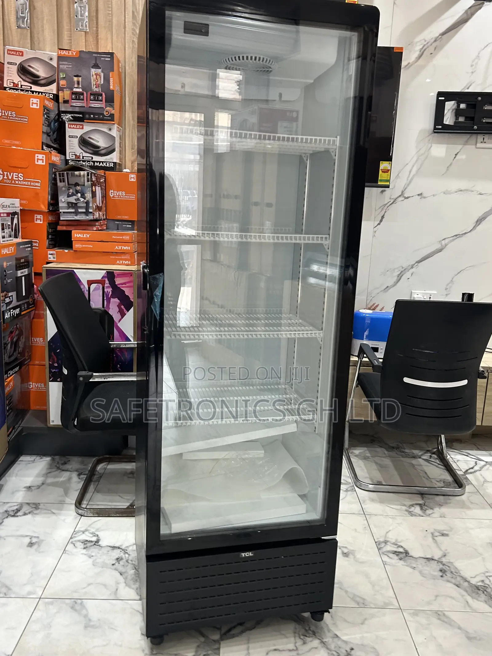 Good Chilling TCL Black Display F305scb Electric Glass Fridge