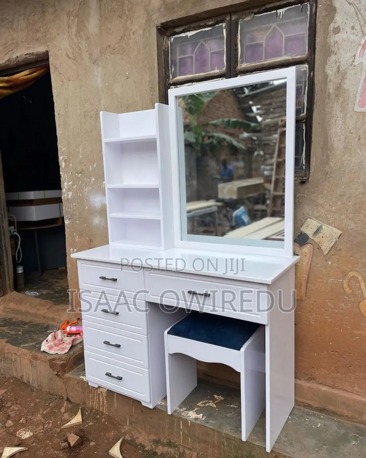 Dressing Mirror With Drawers