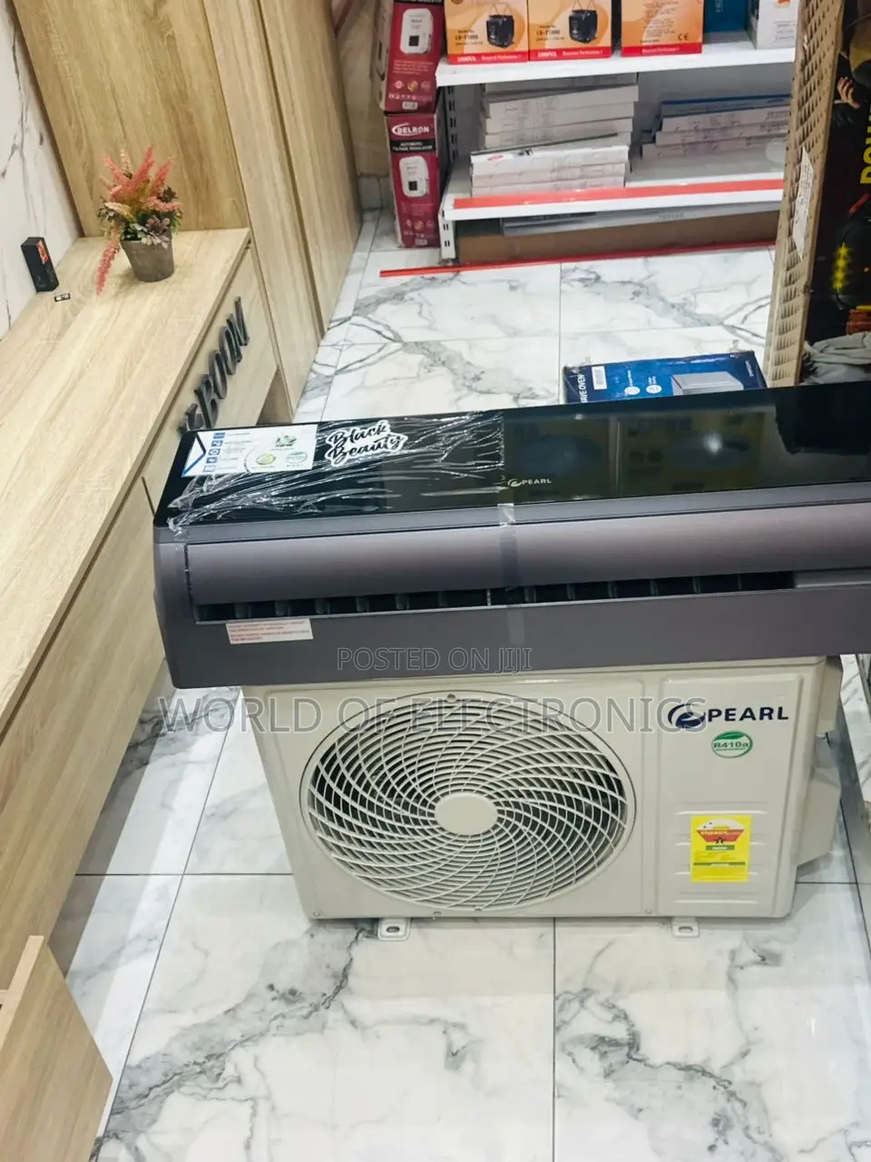 Pearl 1.5 Hp Mirror Type Black Air Conditioner