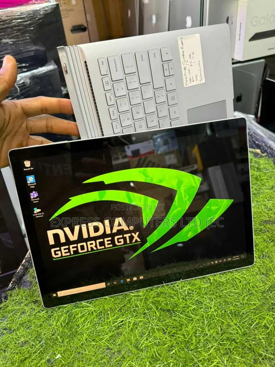 Laptop Microsoft Surface Book 3 32GB Intel Core I7 SSHD (Hybrid) 1T