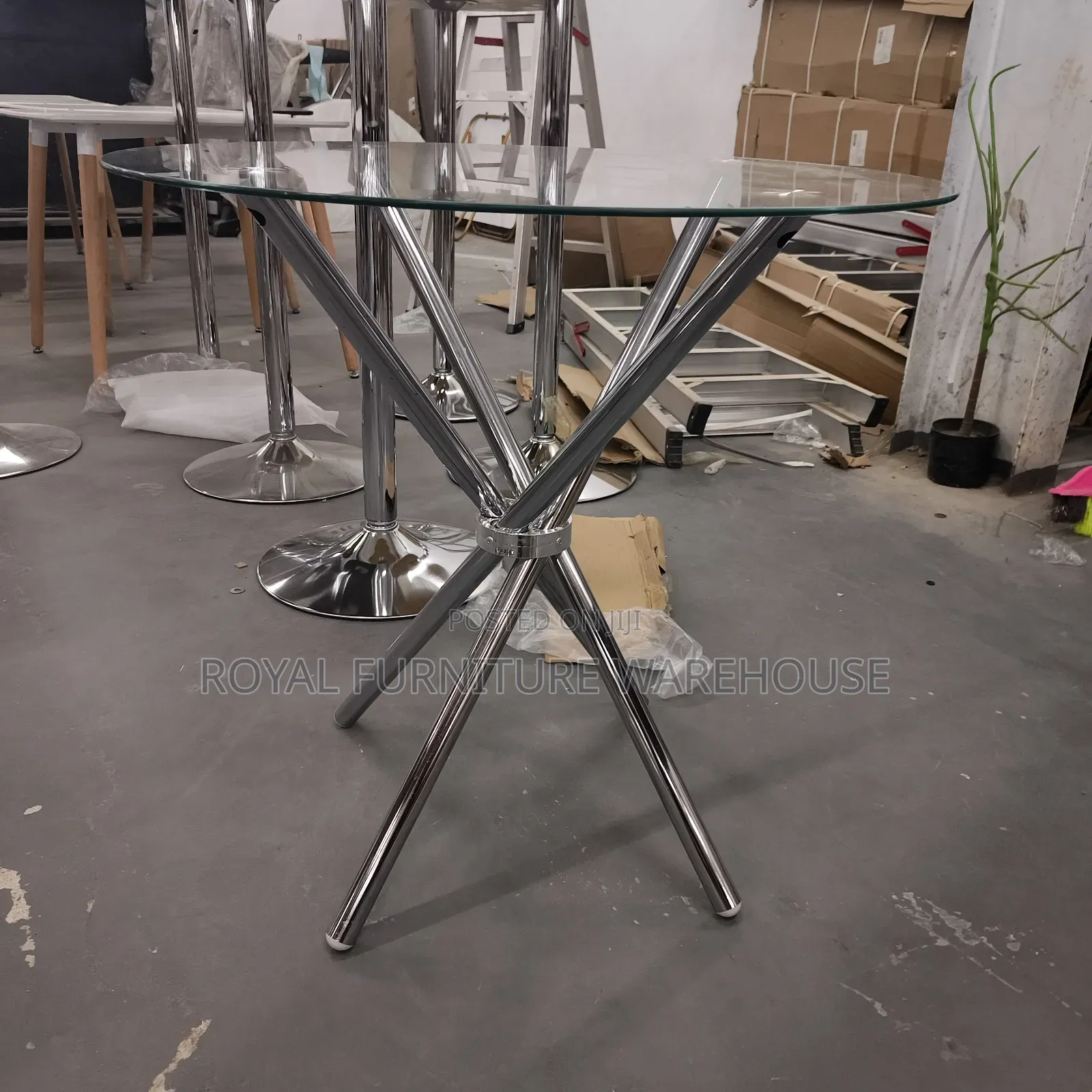 Transparent Glass Cocktail Table