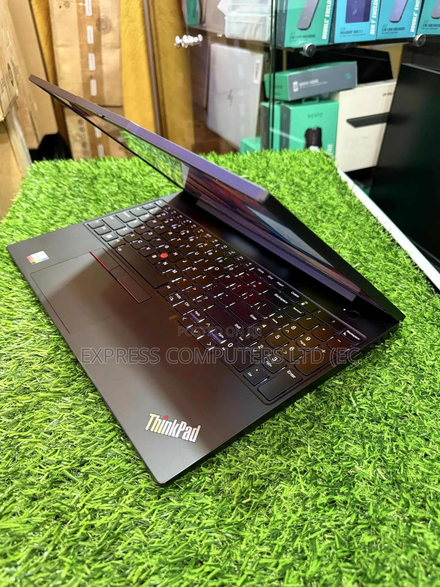Laptop Lenovo ThinkPad E16 G1 16GB Intel Core i7 SSD 512GB