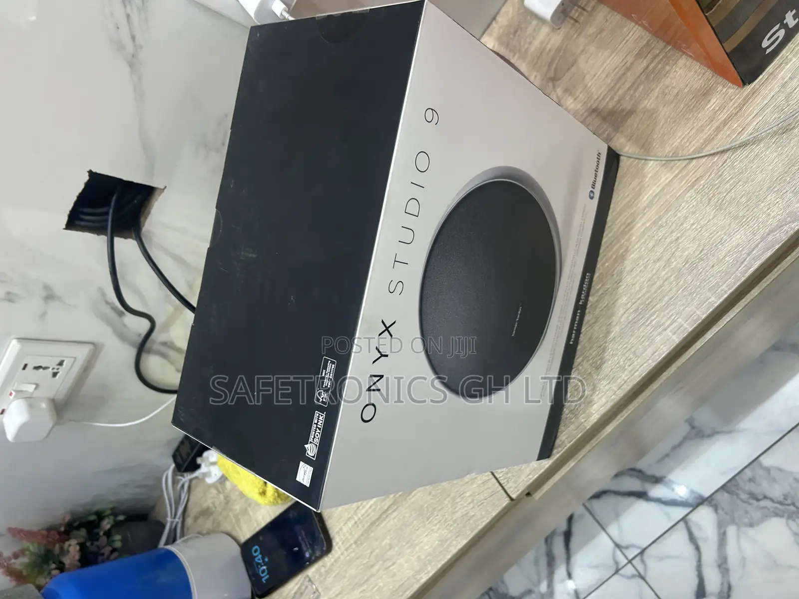 Original Onyx 9 Bluetooth Harman Kardon Speaker