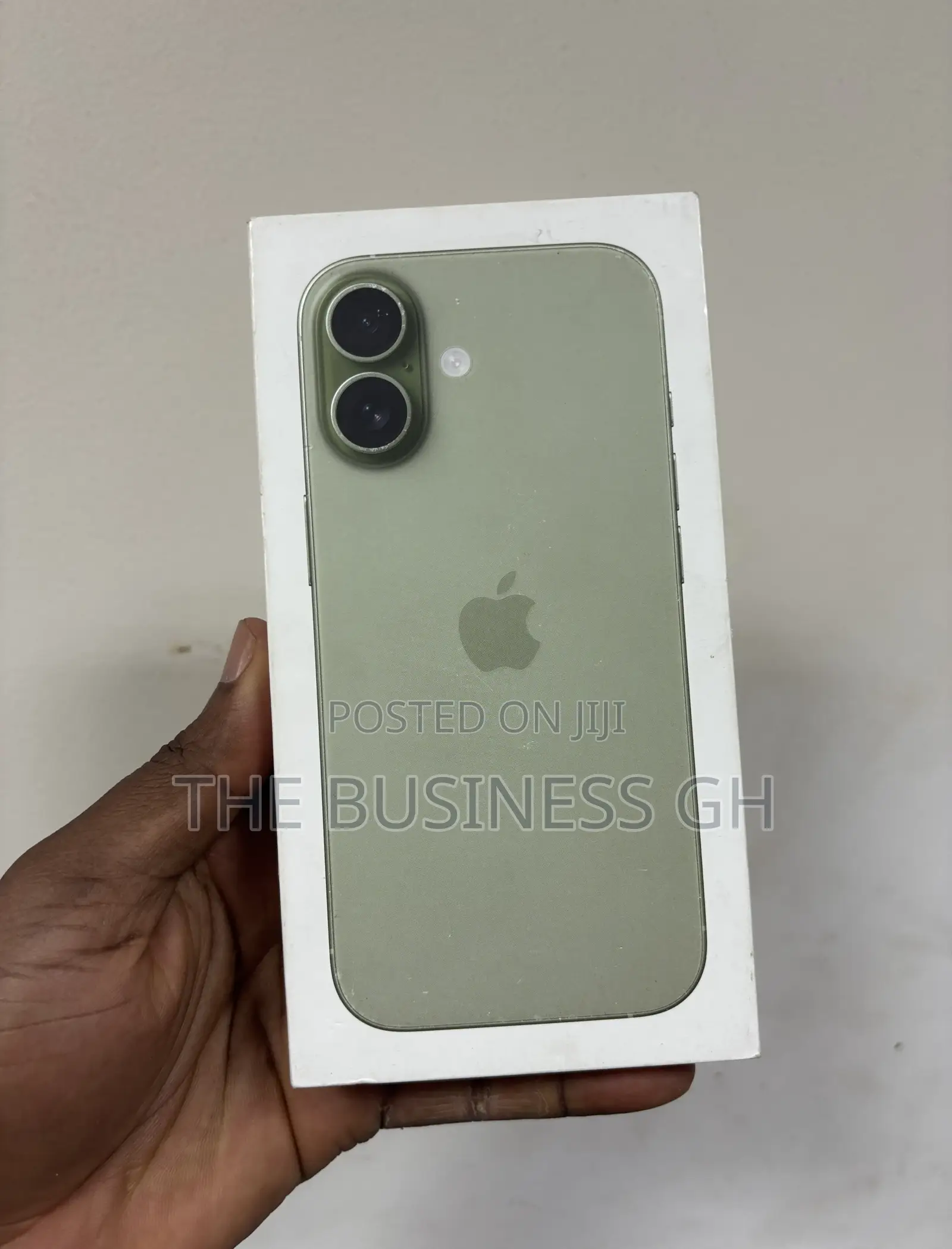 New Apple iPhone 17 256 GB Green