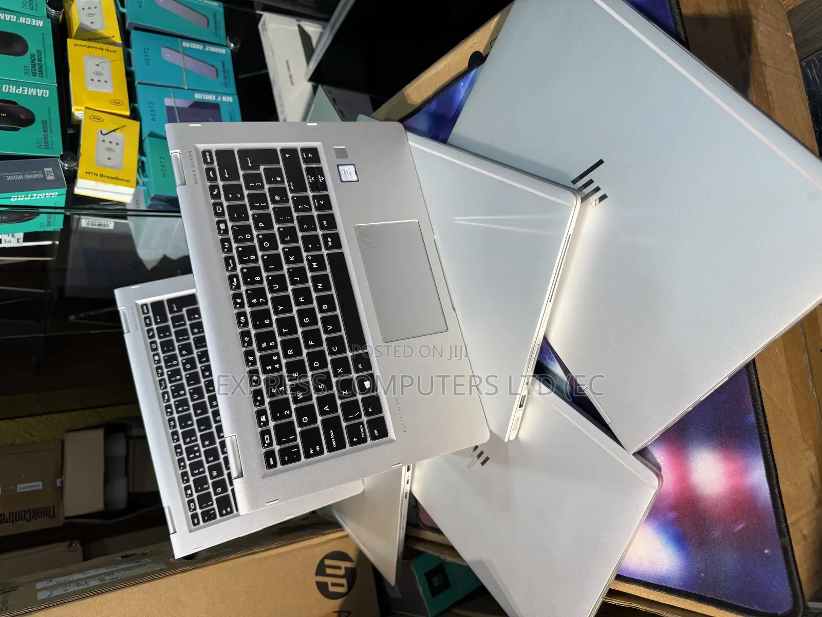 Laptop HP EliteBook 1030 8GB Intel Core I5 SSHD (Hybrid) 256GB