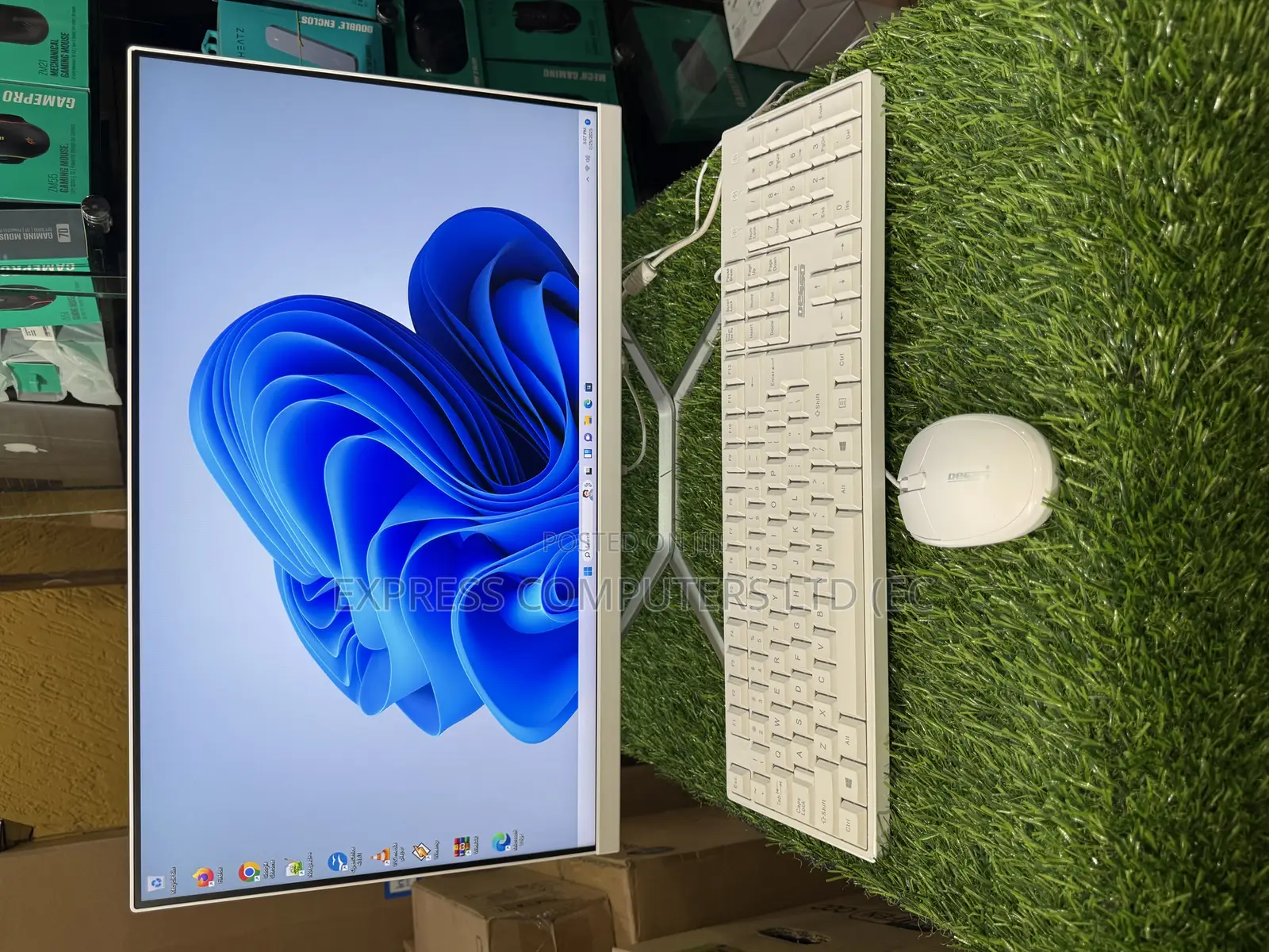 Desktop Computer 24GB Intel Core I5 SSHD (Hybrid) 512GB