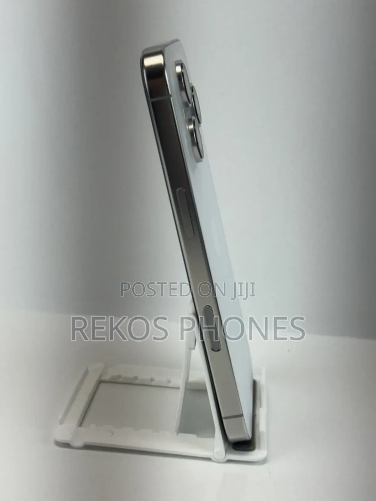 New Apple iPhone 16 Pro 128 GB Silver