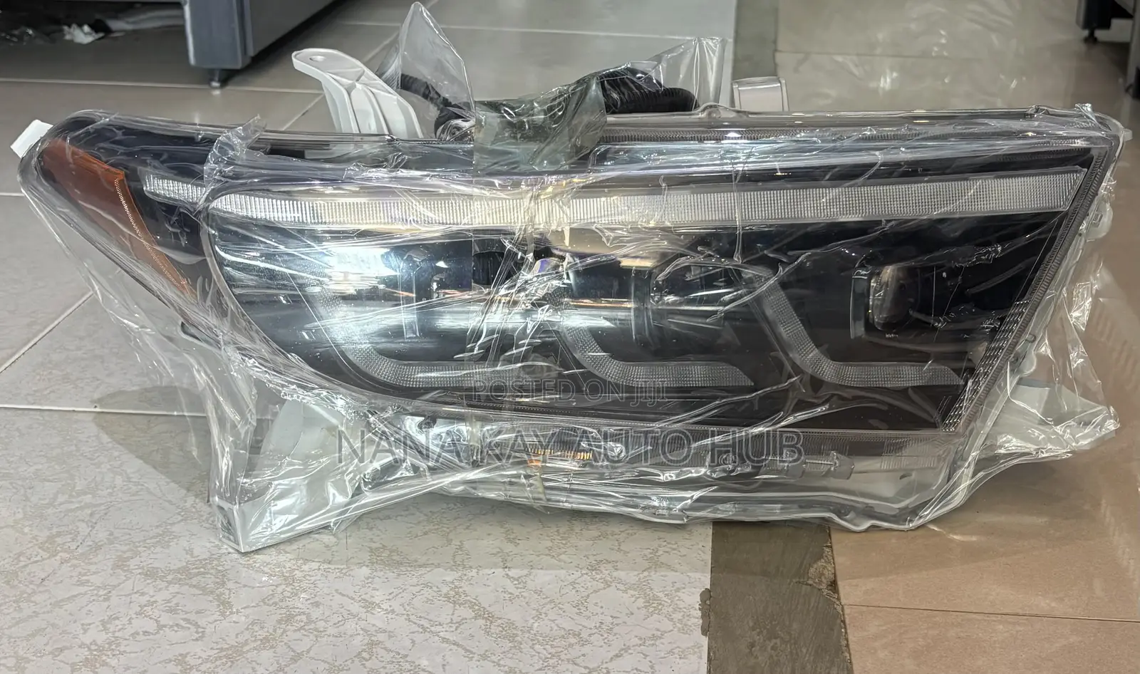 Toyota Highlander 2012 -2013 Spec Headlight Pair