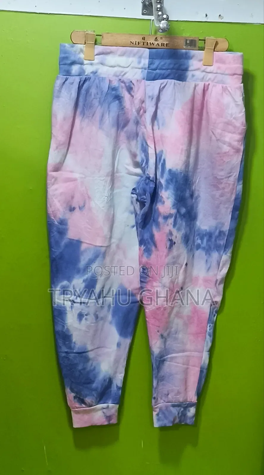 Quality Second-hand Joggers – Stylish, Soft & Affordable Ghana
Nearby