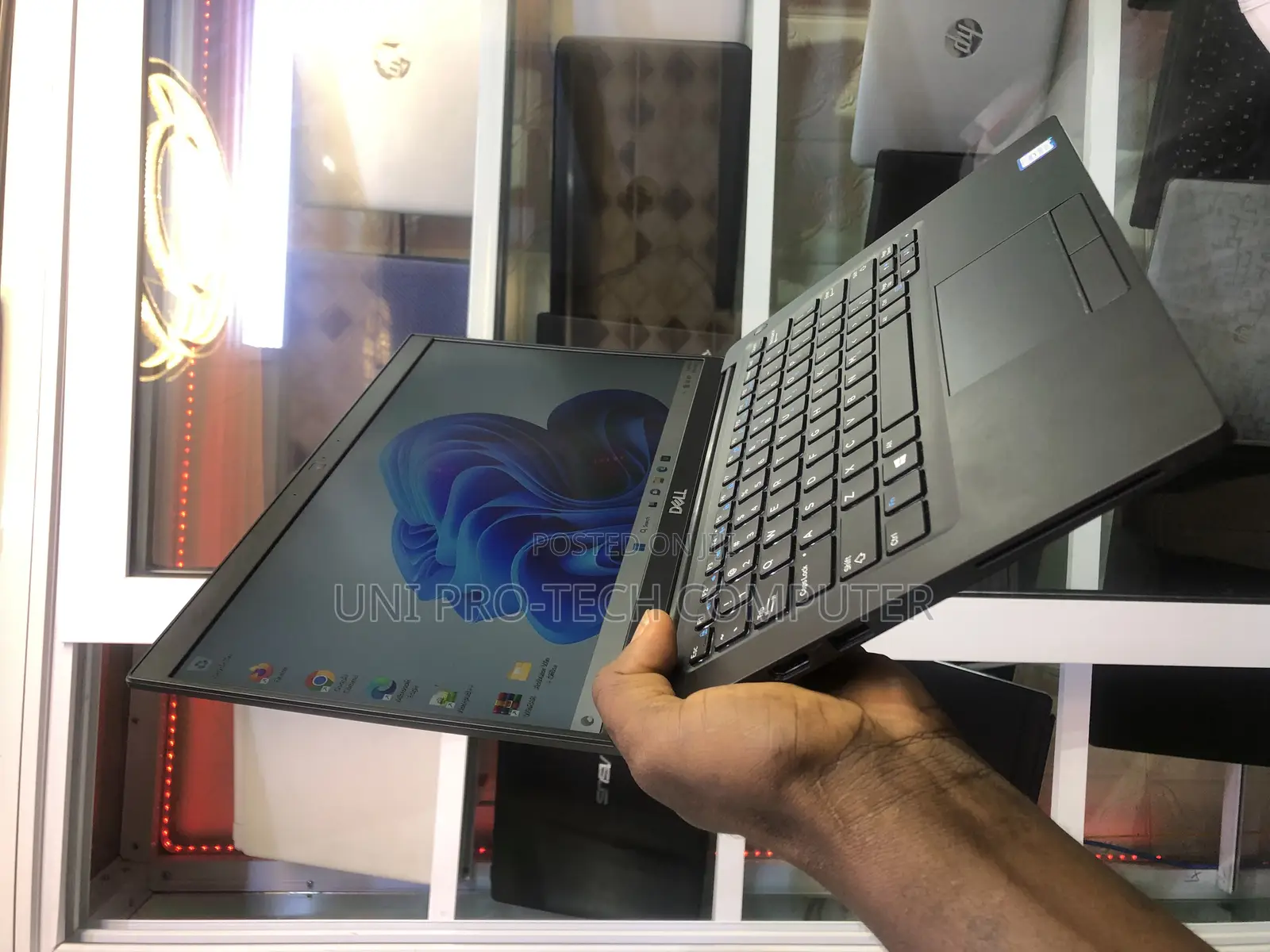 Laptop Dell Latitude 7390 8GB Intel Core I7 SSD 256GB