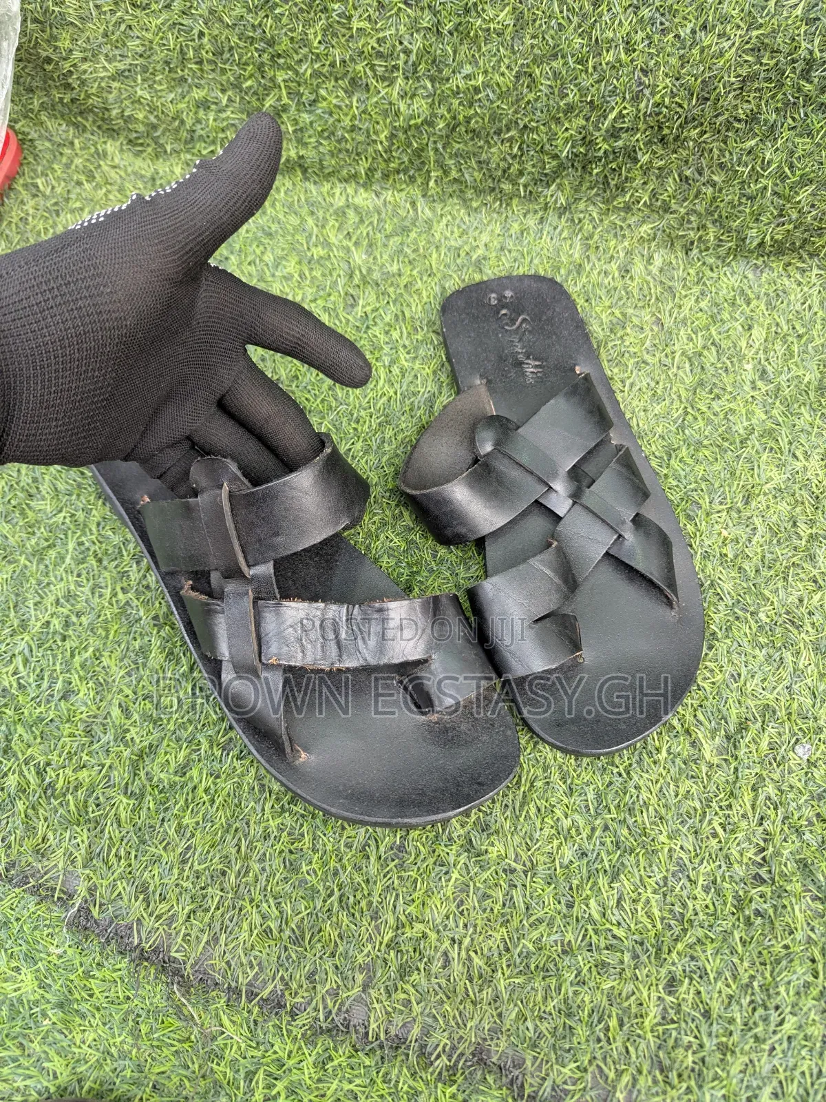 Soci Local Made Leather Sandals