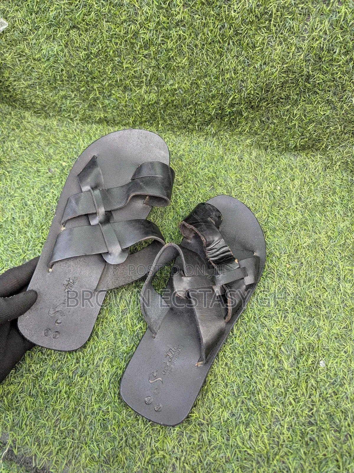 Soci Local Made Leather Sandals