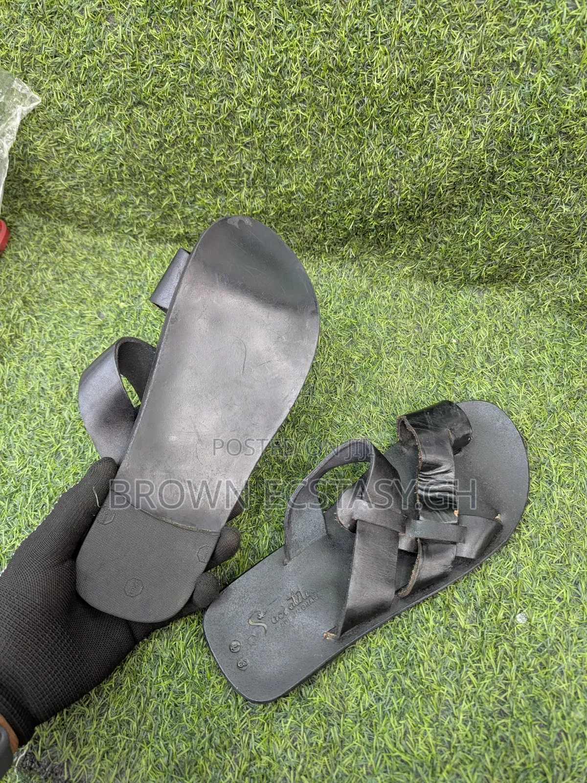 Soci Local Made Leather Sandals