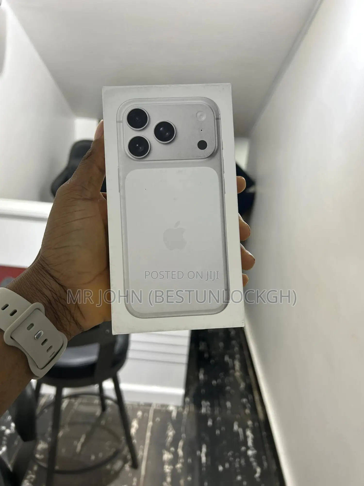 New Apple iPhone 17 Pro 256 GB Silver